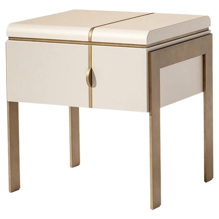 Table de nuit Carpanese Home Italia du 21e siècle avec base en métal moderne, Althea N