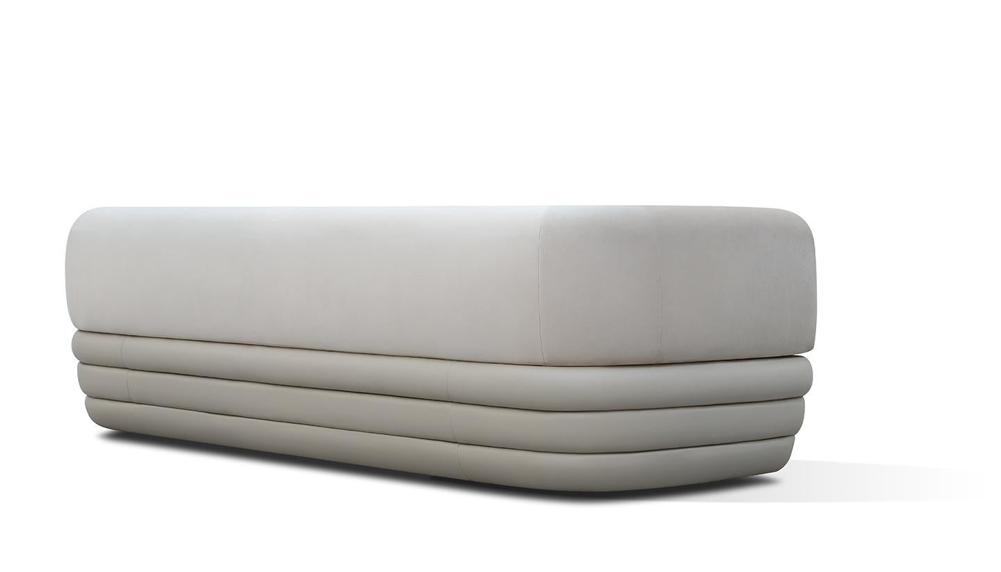 21. Jahrhundert 21. Jahrhundert Carpanese Home Italia gepolstertes Sofa Modern, Splendor 3p (Moderne) im Angebot