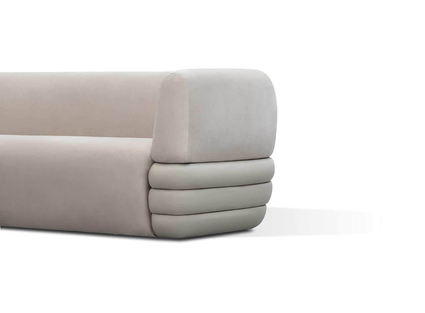 21. Jahrhundert 21. Jahrhundert Carpanese Home Italia gepolstertes Sofa Modern, Splendor 3p im Zustand „Neu“ im Angebot in Sanguinetto, IT