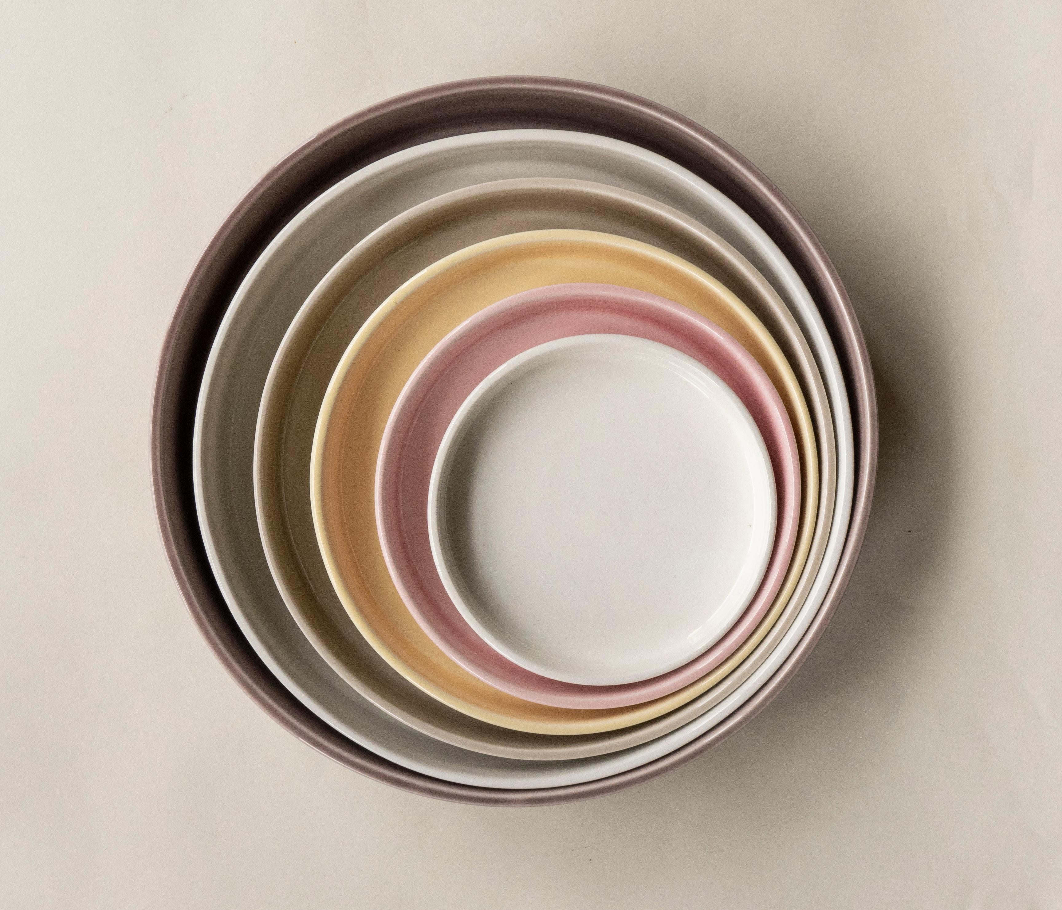 Italian 21st Century Ceramic Set of 6 Concentric Serving Round Dishes Made in Italy For Sale