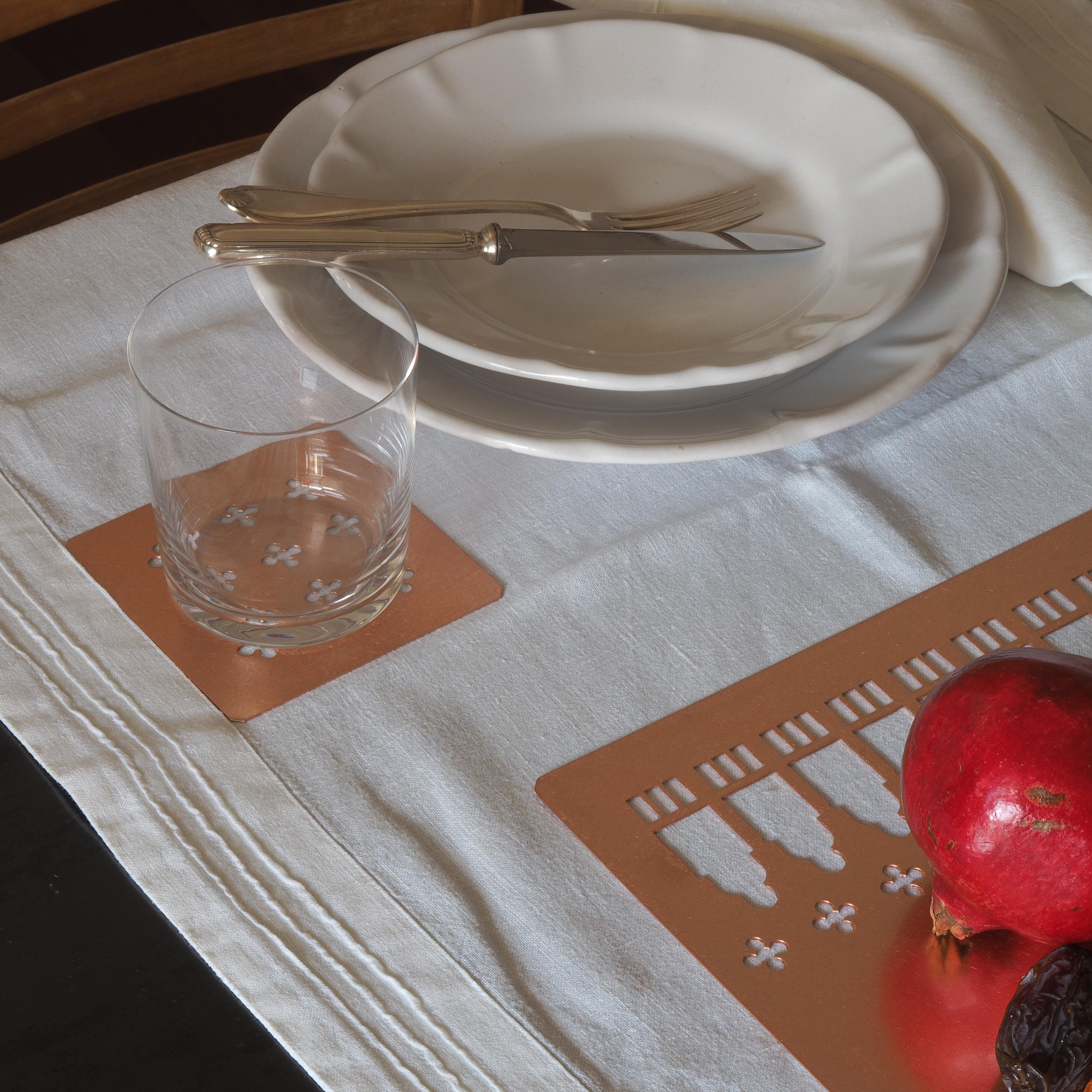 XXIe siècle et contemporain Ensemble de 6 assiettes plates Vietri en céramique blanche du 21e siècle, fabriquées à la main en Italie  en vente