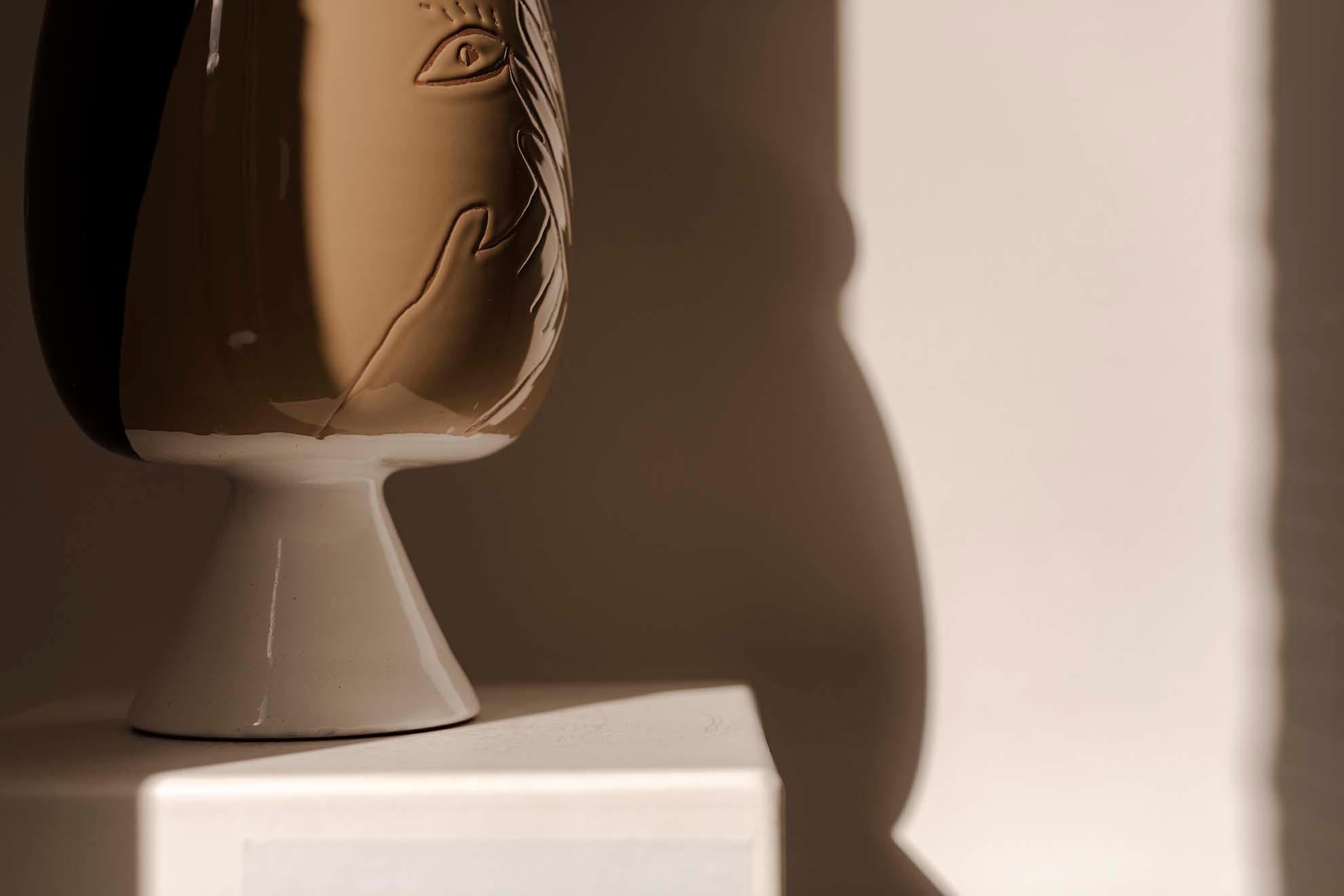 Fait main Vase en céramique du 21e siècle de la série Kiasmo «igh » du designer Vincenzo D'alba en vente