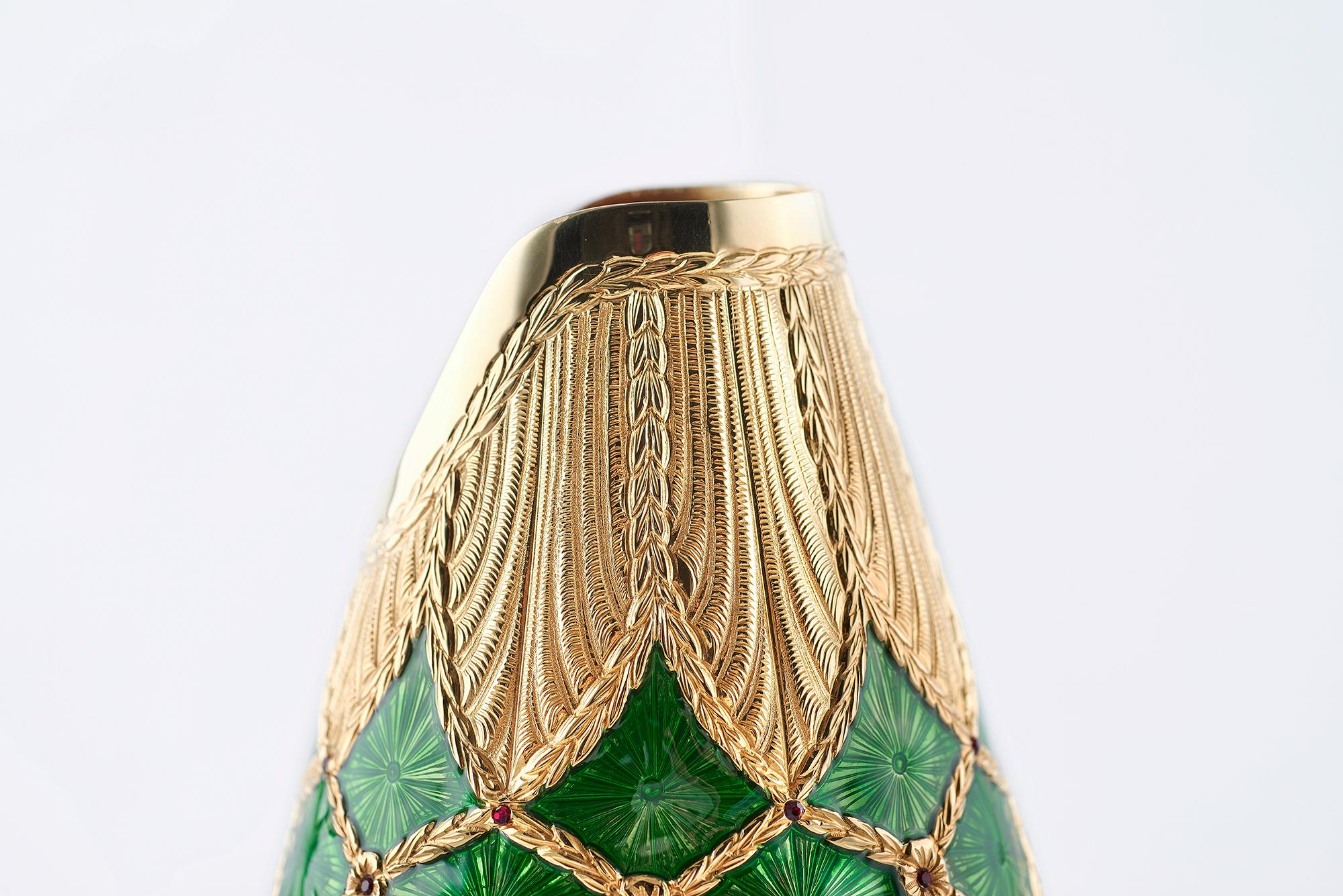 21st Century, Champagne Cover, Solid Pure Silver, Emerald, Italy For Sale 4