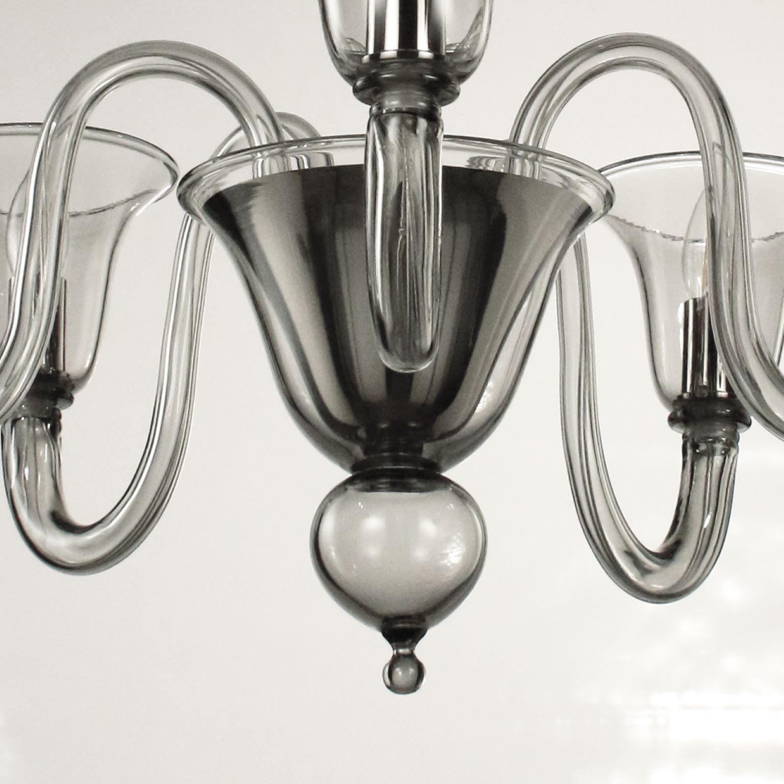 21st Century Chandelier 5 Arms, Grey Smooth Murano Glass by Multiforme In New Condition For Sale In Trebaseleghe, IT