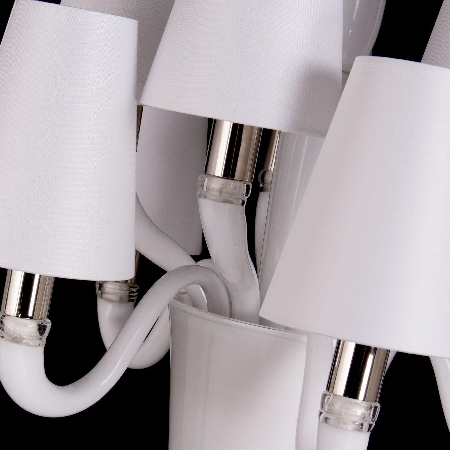 Kronleuchter des 21. Jahrhunderts, 5+5 Lichter, weißes Muranoglas, Lampenschirme von Multiforme (Sonstiges) im Angebot