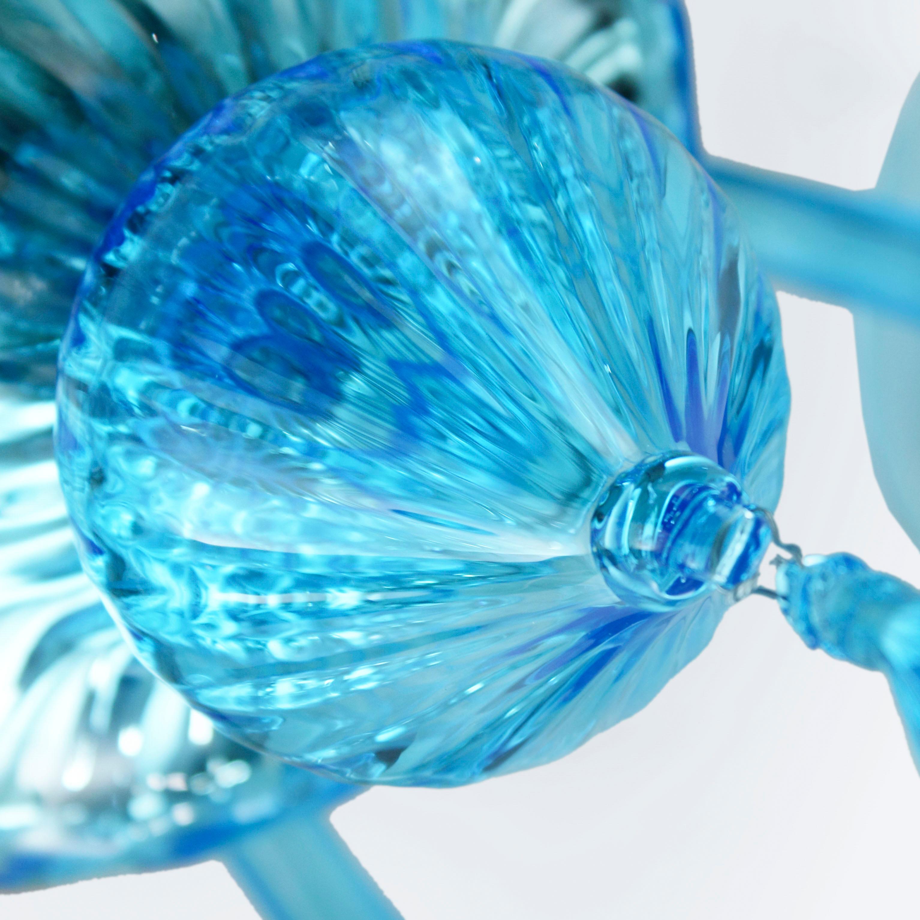 Lampadario del XXI secolo, 6 bracci in vetro di Murano blu oceano di Multiforme in vendita 1