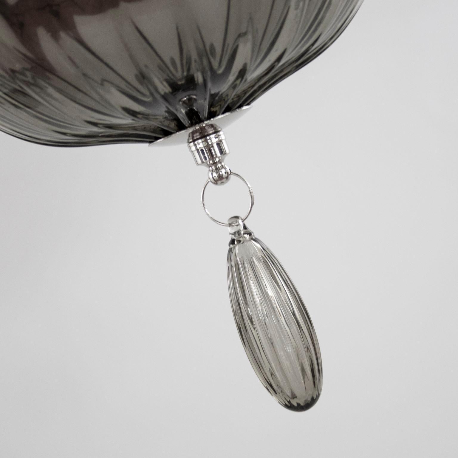 Altro Lampadario del XXI secolo a 6 luci in vetro di Murano grigio di Multiforme in stock in vendita