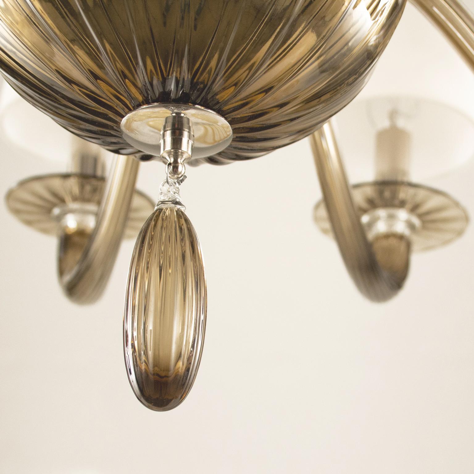 Altro Lampadario del XXI secolo a 8 luci in vetro di Murano noce di Multiforme in vendita