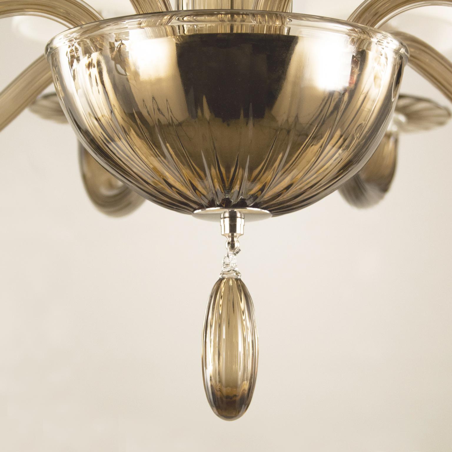 Italian 21st Century Chandelier 8 Lights walnut Murano Glass by Multiforme For Sale