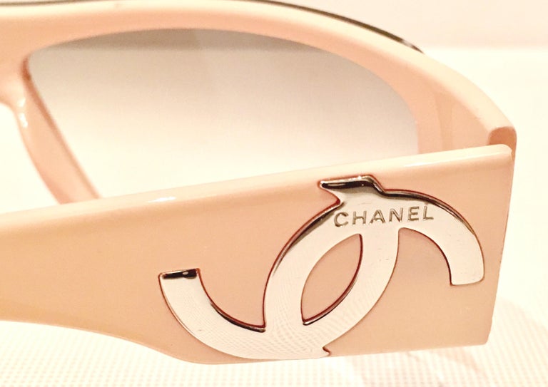 chanel pink glasses