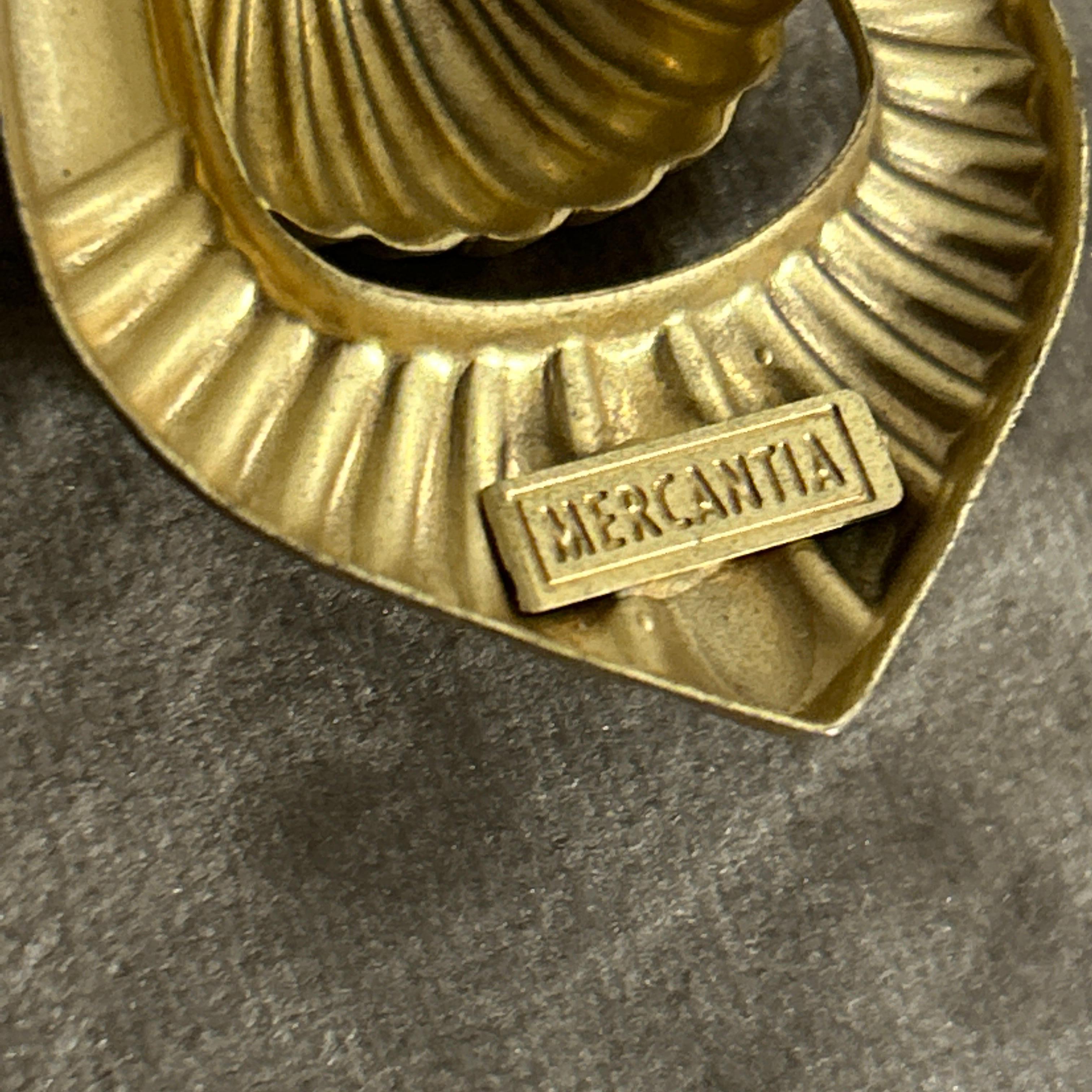 Orecchini a forma di cherubino del XXI secolo con accenti di gemme ornate realizzati da Mercantia in vendita 2