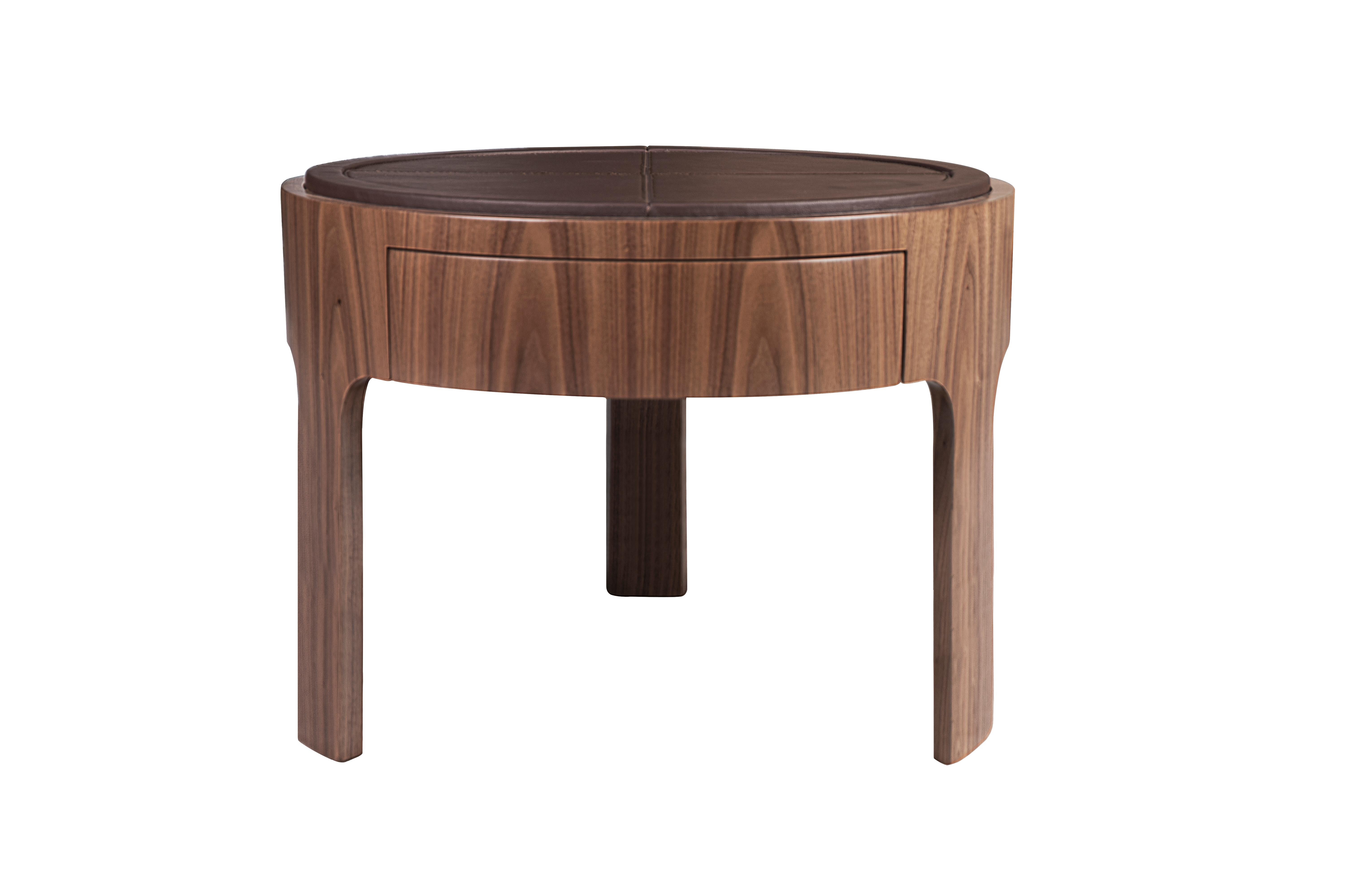 21st Century Churchill Bedside Table Walnut Wood by Wood Tailors Club In New Condition For Sale In RIO TINTO, PT