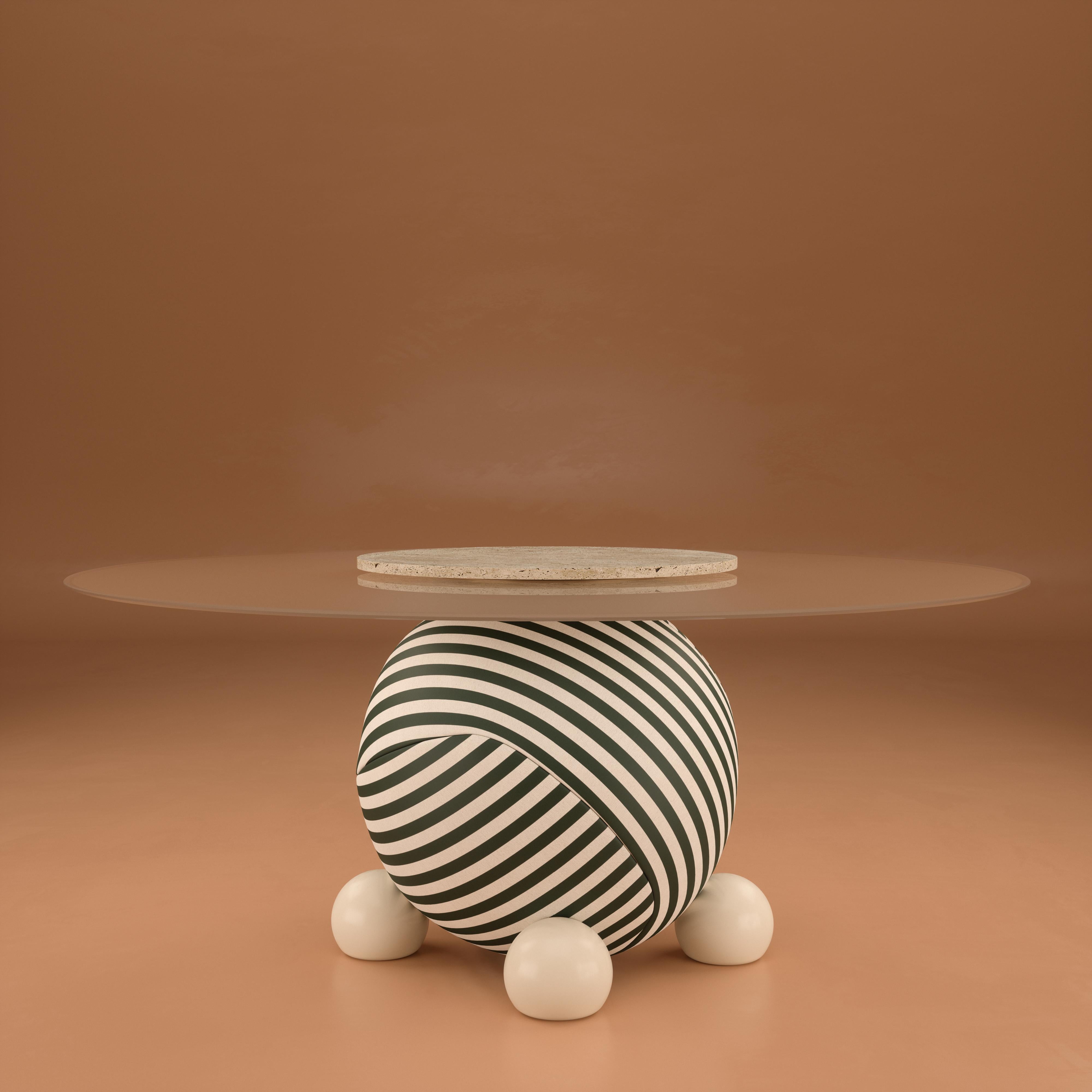 Laiton Table de salle à manger Circulus du 21e siècle en verre laqué bois laiton par Malabar en vente