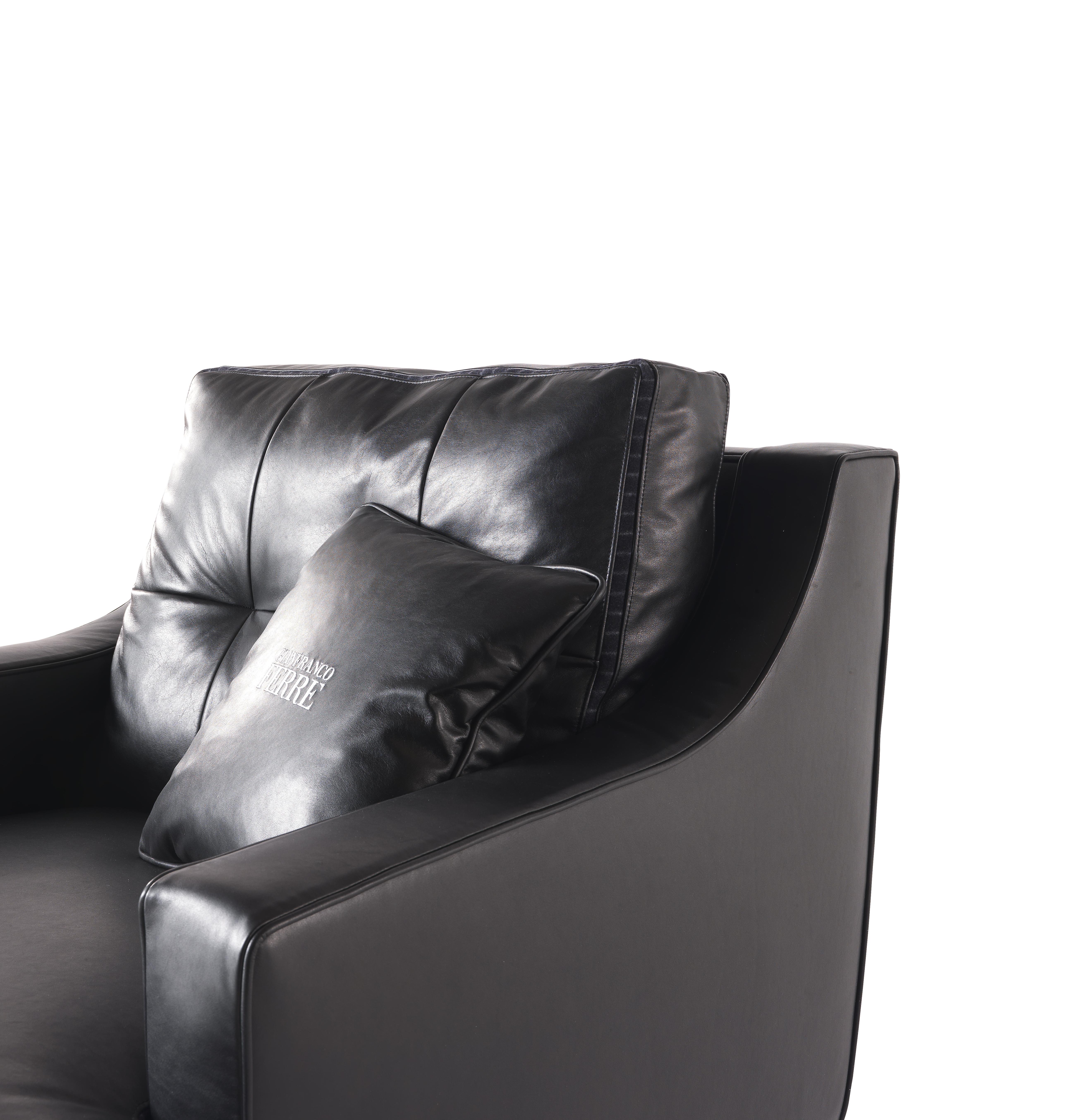 Italian 21st Century Clark_2 Armchair in Black Leather by Gianfranco Ferré Home For Sale