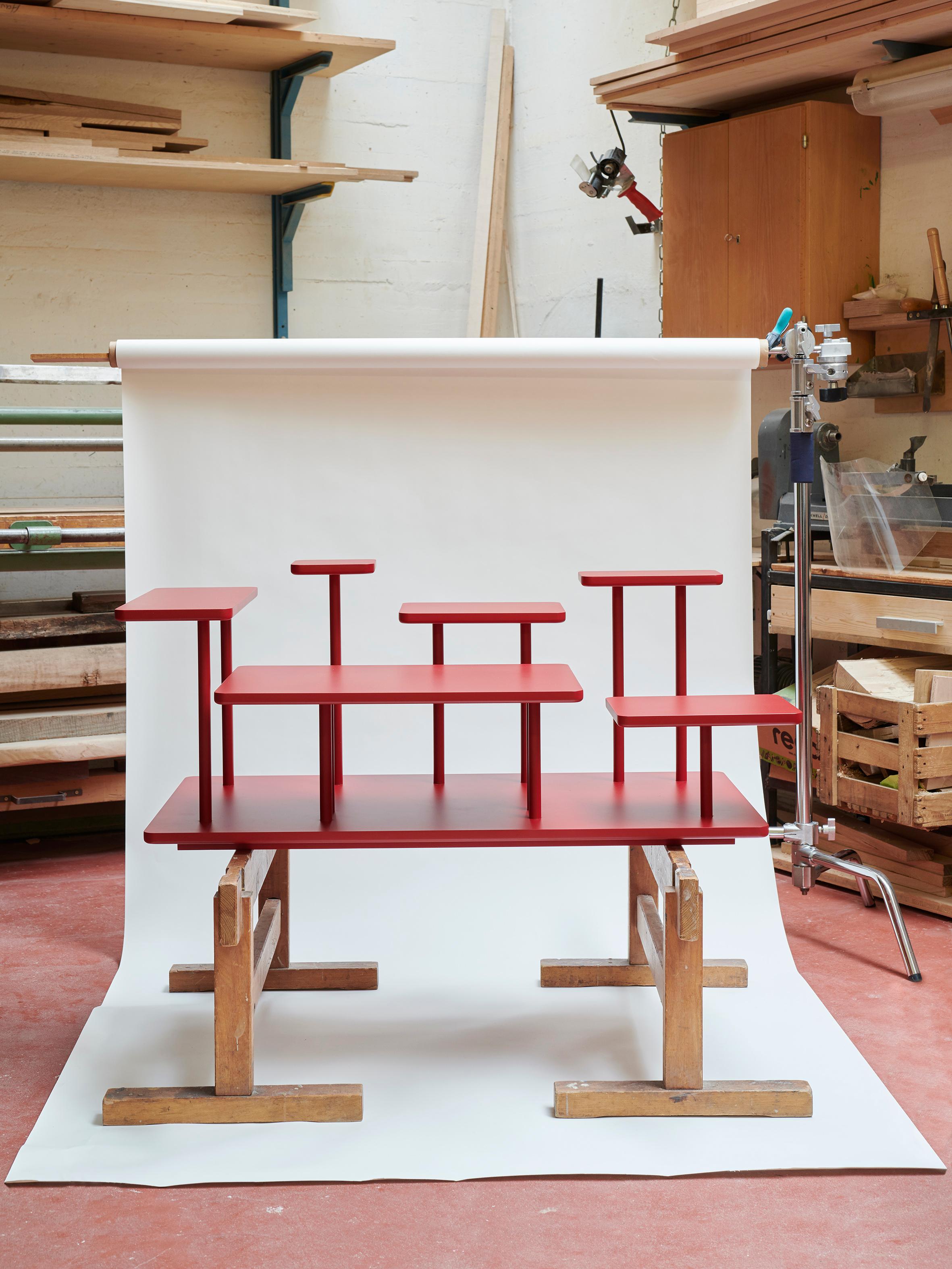Bois Table basse du 21e siècle fabriquée à la main en Allemagne par Atelier Ferraro en vente