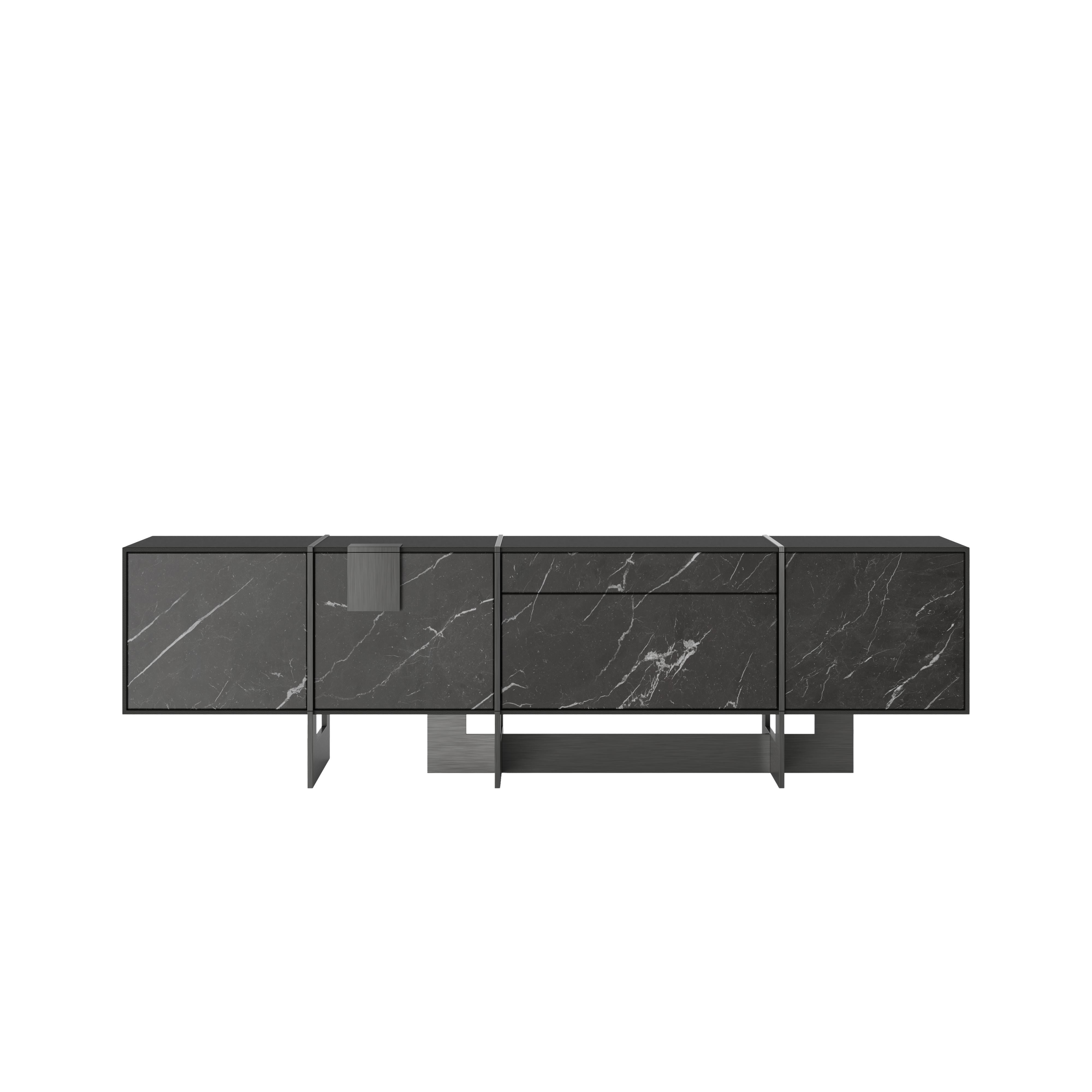 Coloma, in California, is renowned for being the scene where James W. Marshall first found gold in the Sierra Nevada, at Sutter’s Mill in 1848, leading to the California Gold Rush.
The brushed gun metal details embrace the main structure of the