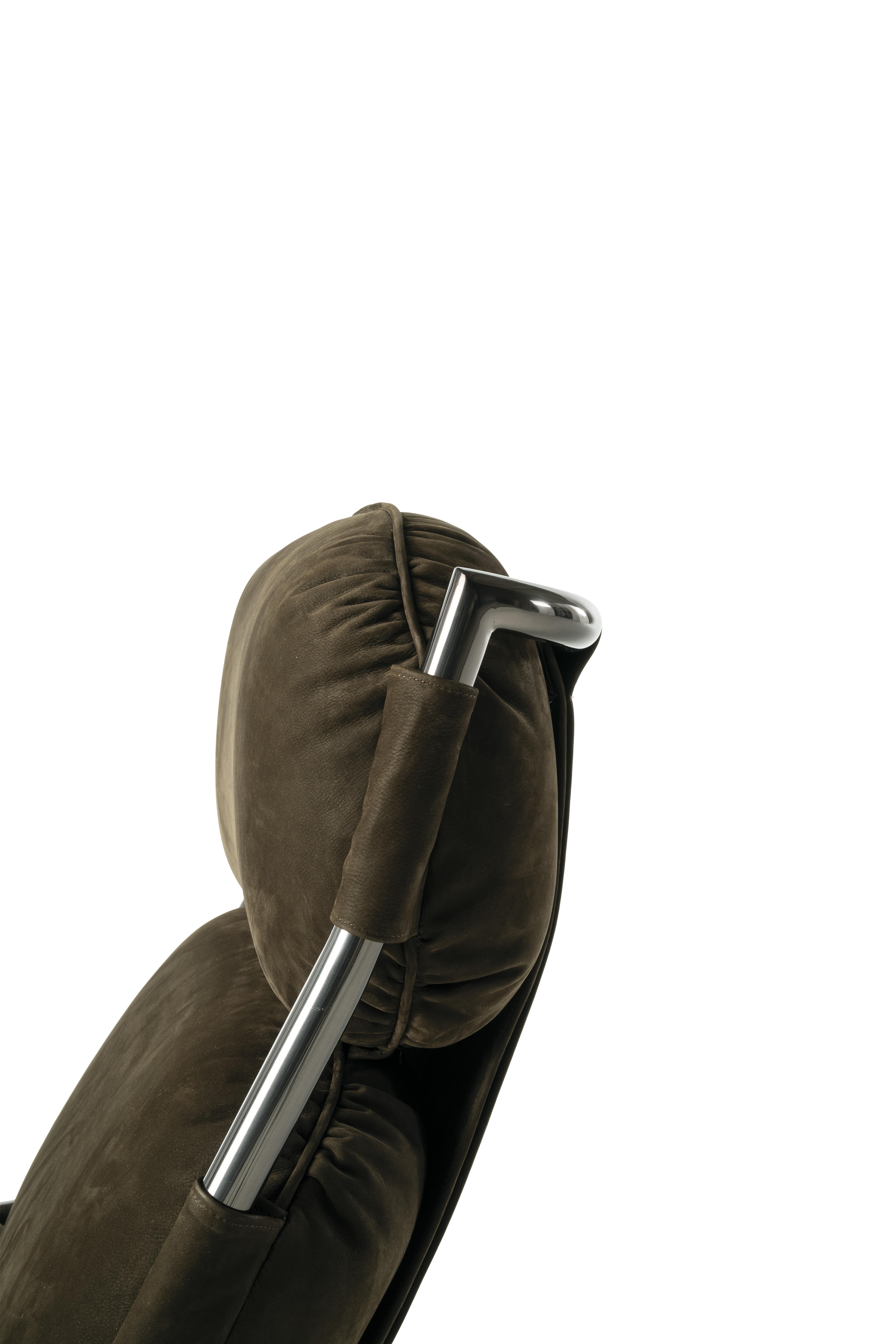 21st Century Columbus Armchair in Leather by Gianfranco Ferré Home For Sale 1