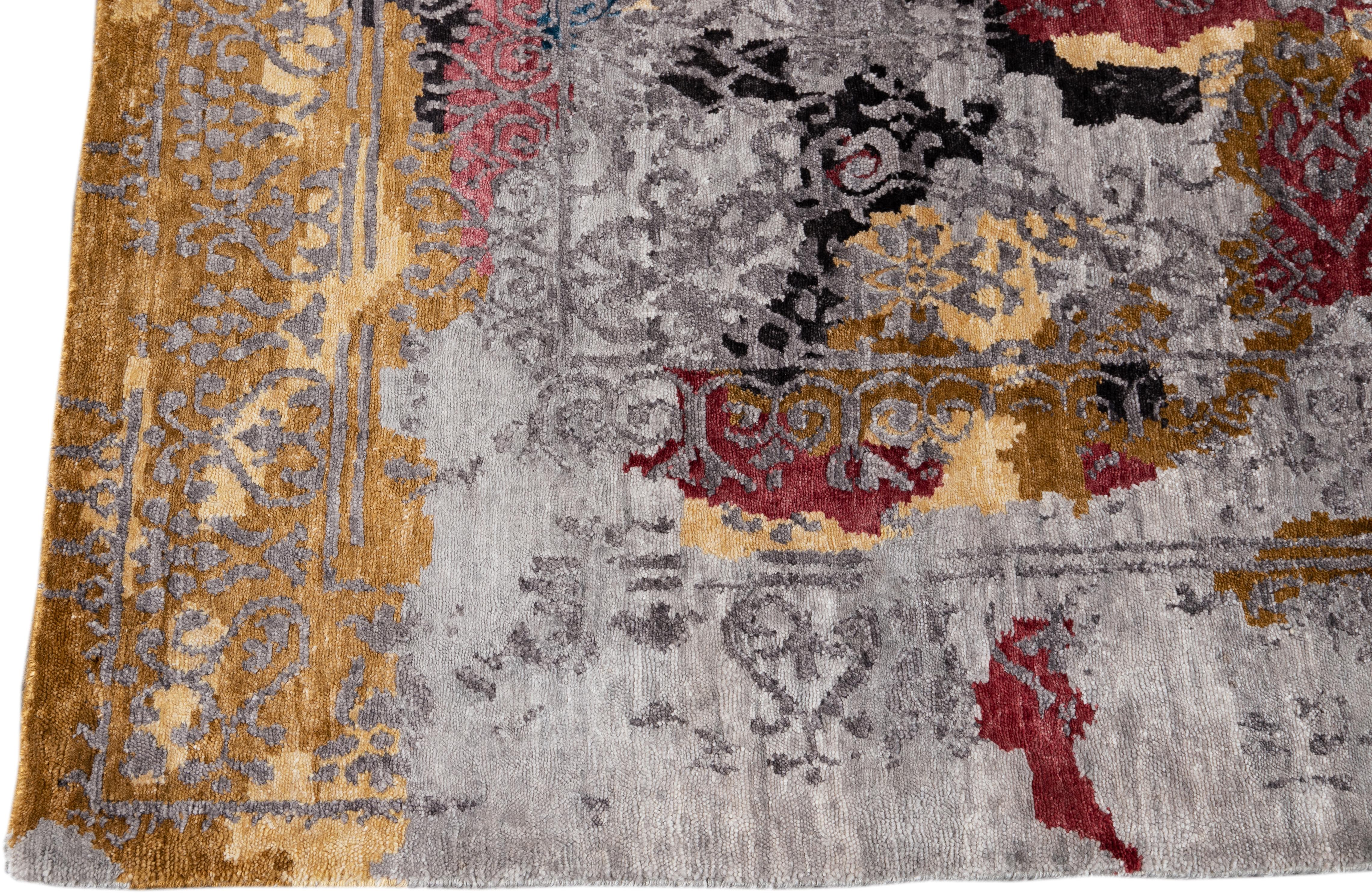 Hand-Knotted 21st Century Contemporary Abstract Grey Silk Area Rug For Sale
