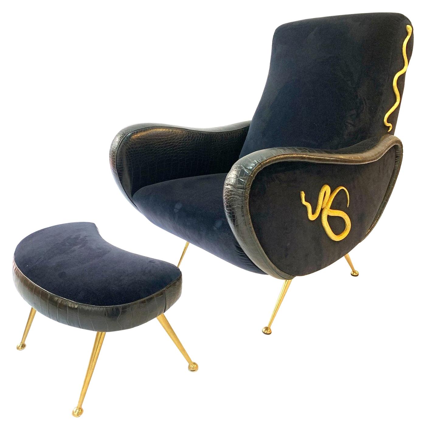 21st Century Contemporary Dark Blue Armchair with Golden Snakes Sculptures For Sale