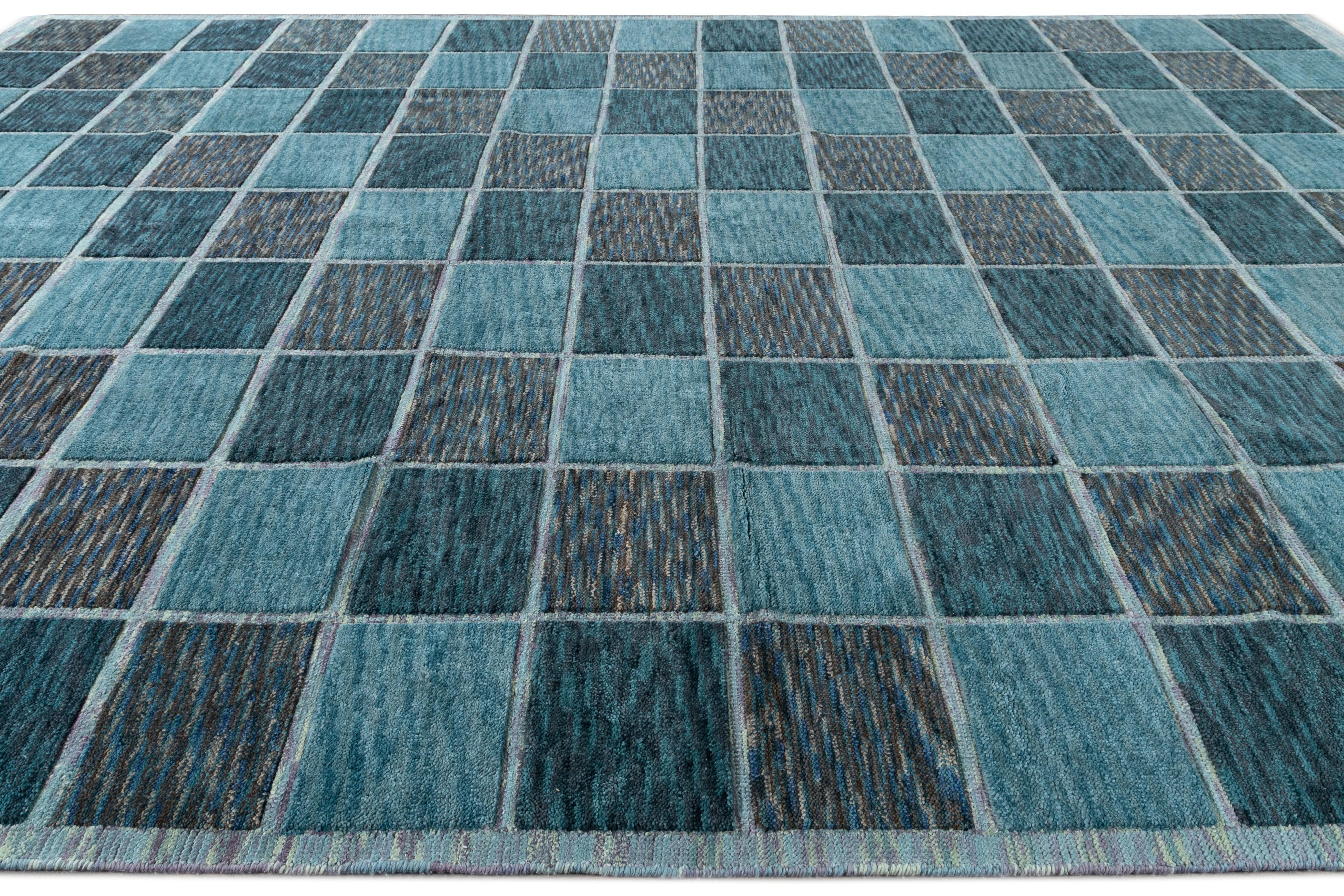 21st Century Contemporary Flat-Weave or Pile Custom Rug In New Condition For Sale In Norwalk, CT