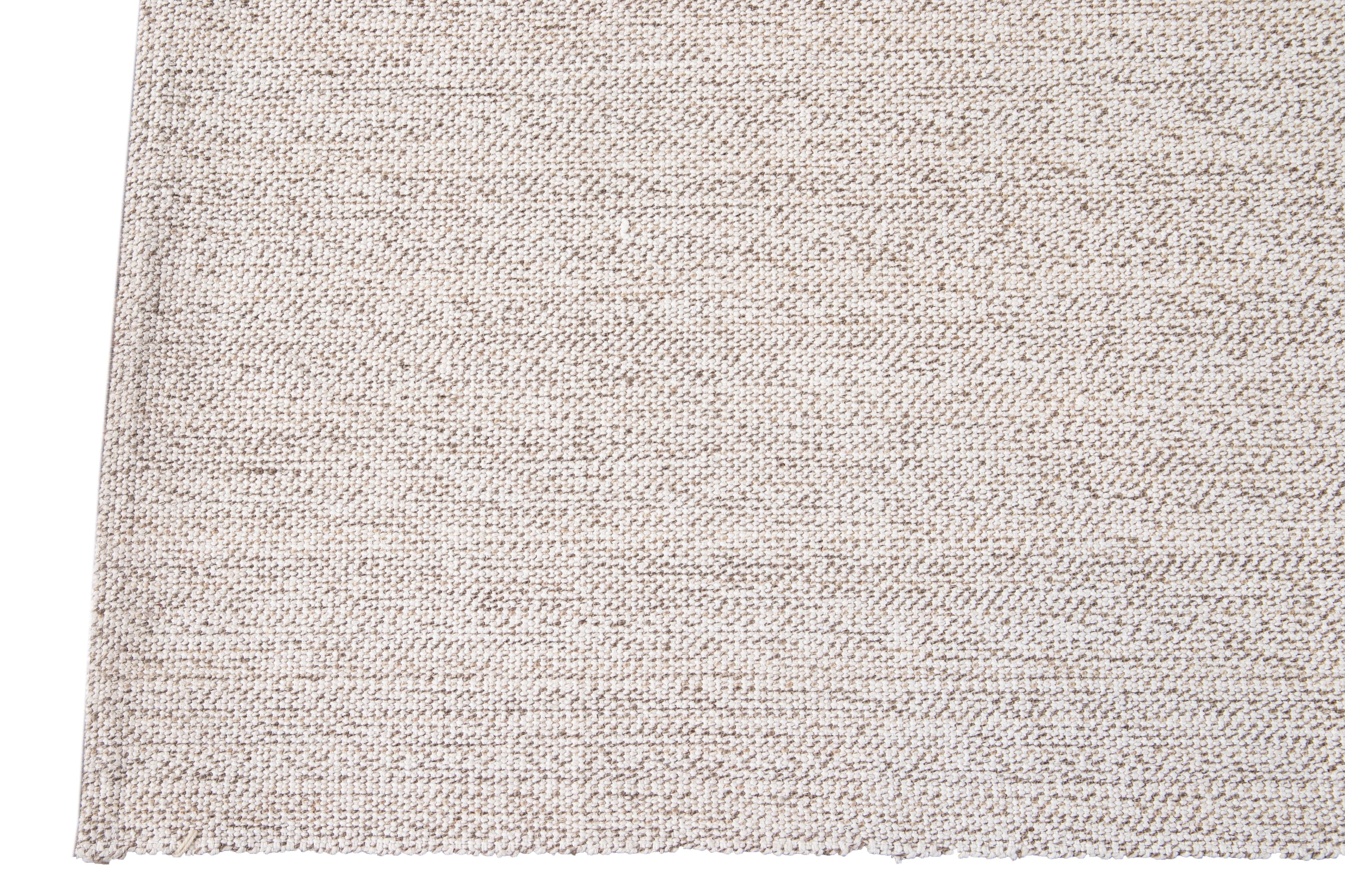 Zeitgenössischer Flachgewebe-Wollteppich des 21. Jahrhunderts (Handgeknüpft) im Angebot
