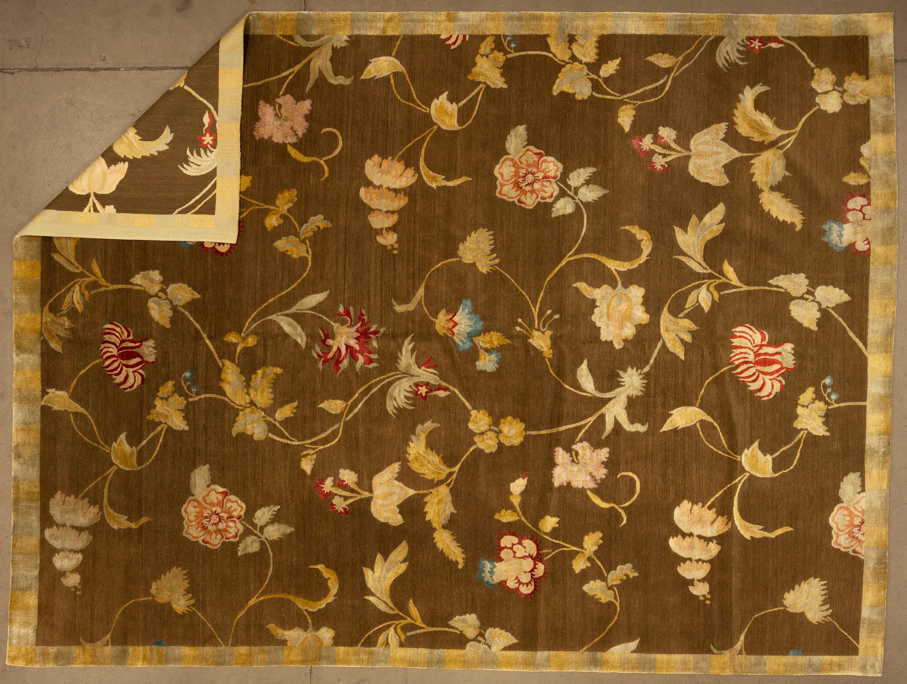 Alfombra floral contemporánea del siglo XXI Tejido a mano en venta