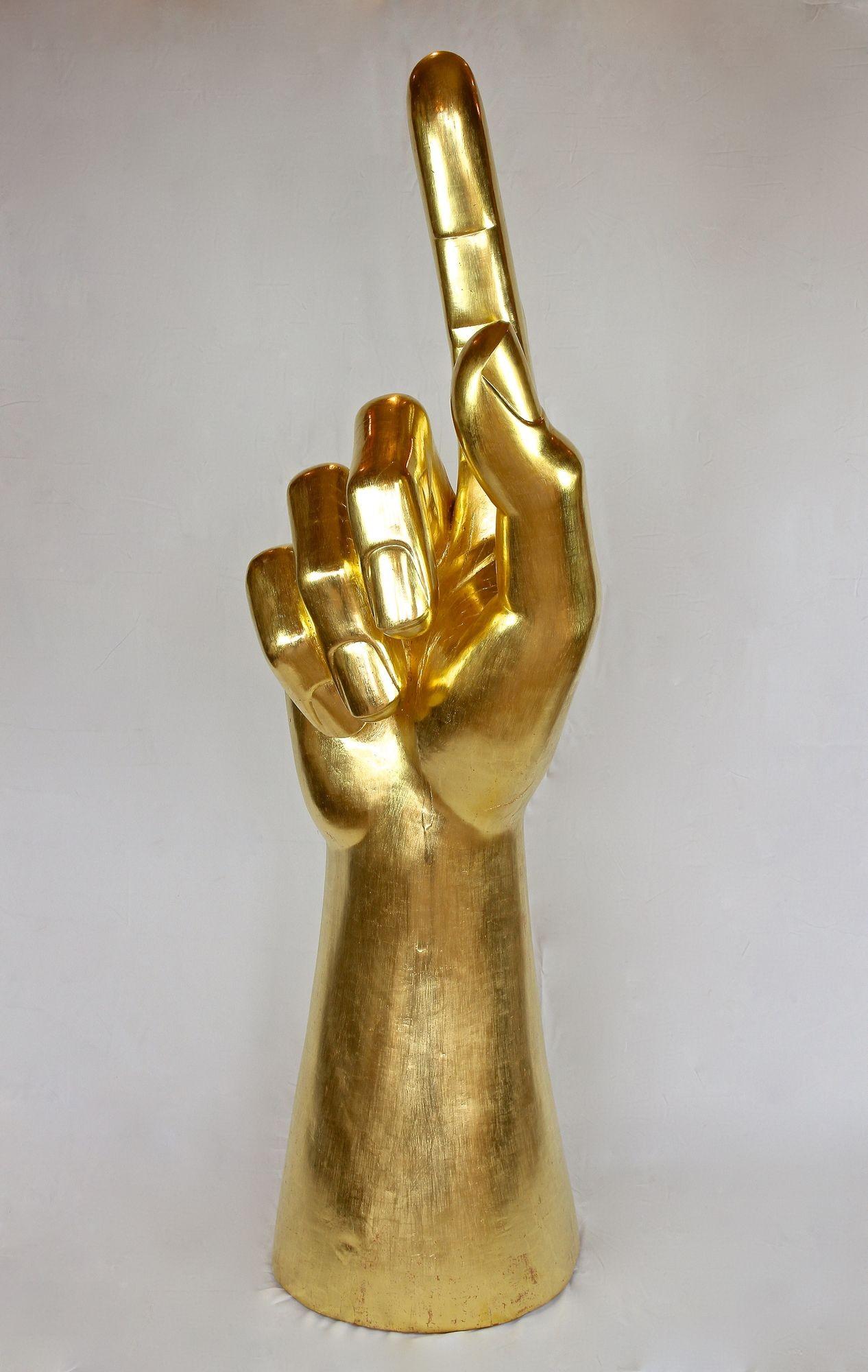 Feuille d'or Sculpture de main gigantesque contemporaine du 21e siècle, plaquée or, AT 2021 en vente