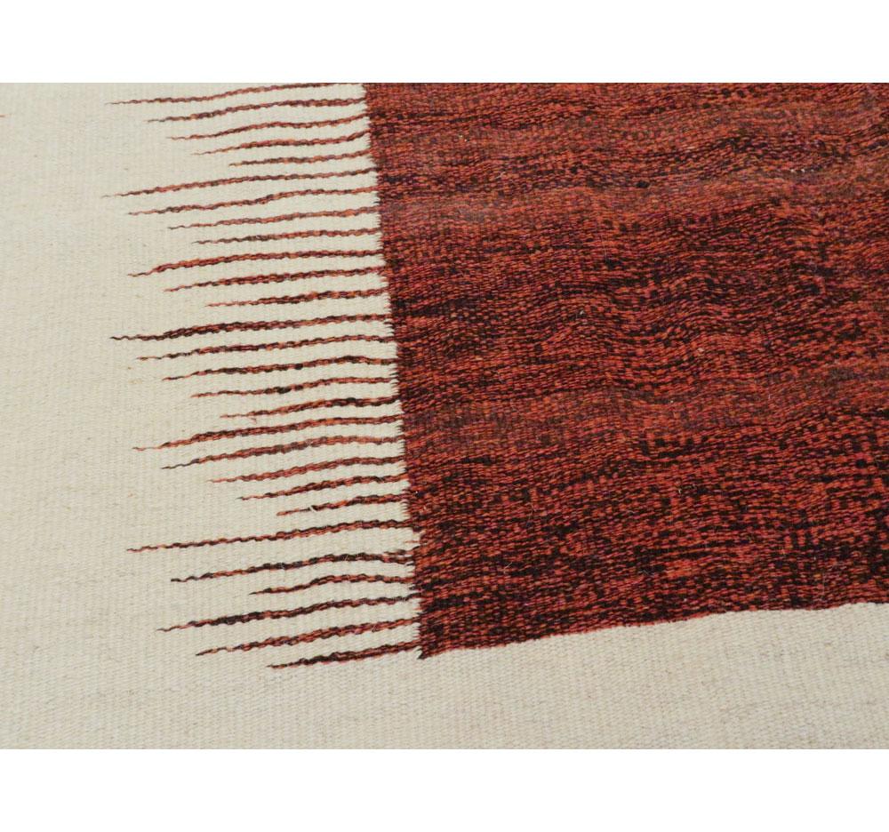 Zeitgenössischer handgefertigter persischer Flachgewebe-Kelim-Akzent-Teppich aus dem 21. Jahrhundert (Handgewebt) im Angebot