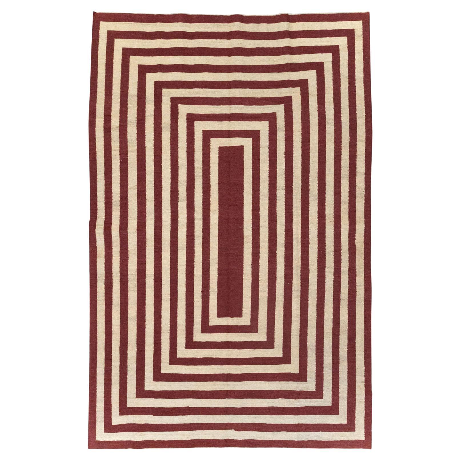 21st Century Contemporary Handmade Turkish Flatweave Accent Carpet For Sale