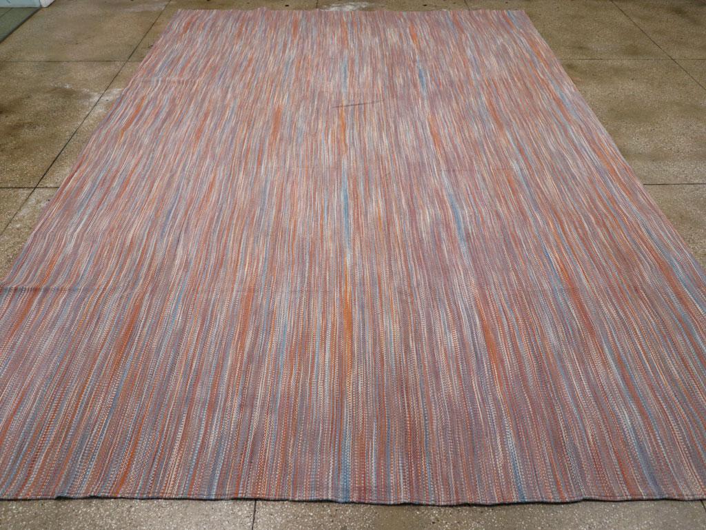 A modern Turkish flatweave large room size carpet handmade during the 21st century.

Measures: 10' 9