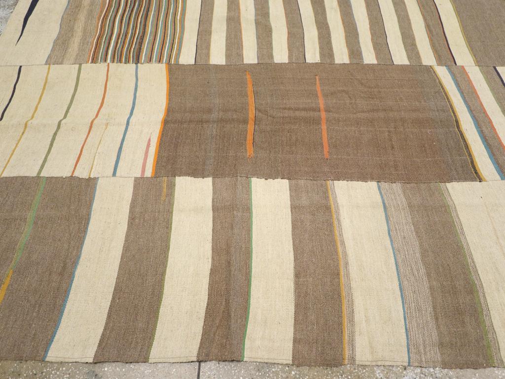 21st Century Contemporary Handmade Turkish Flatweave Room Size Carpet In New Condition For Sale In New York, NY