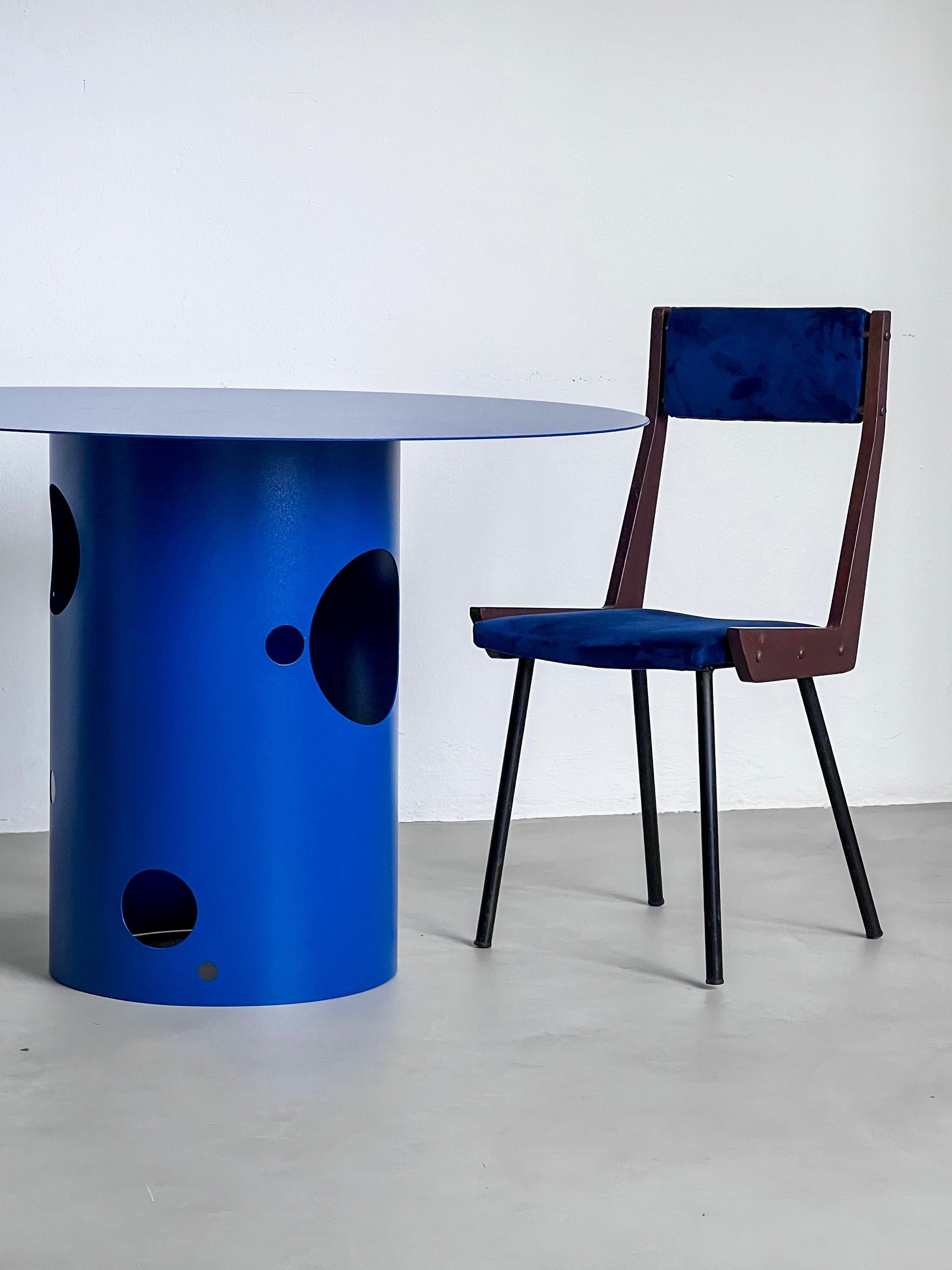 Metal 21st Century Contemporary Italian Silos Dining Table by Spinzi, Electric Blue For Sale