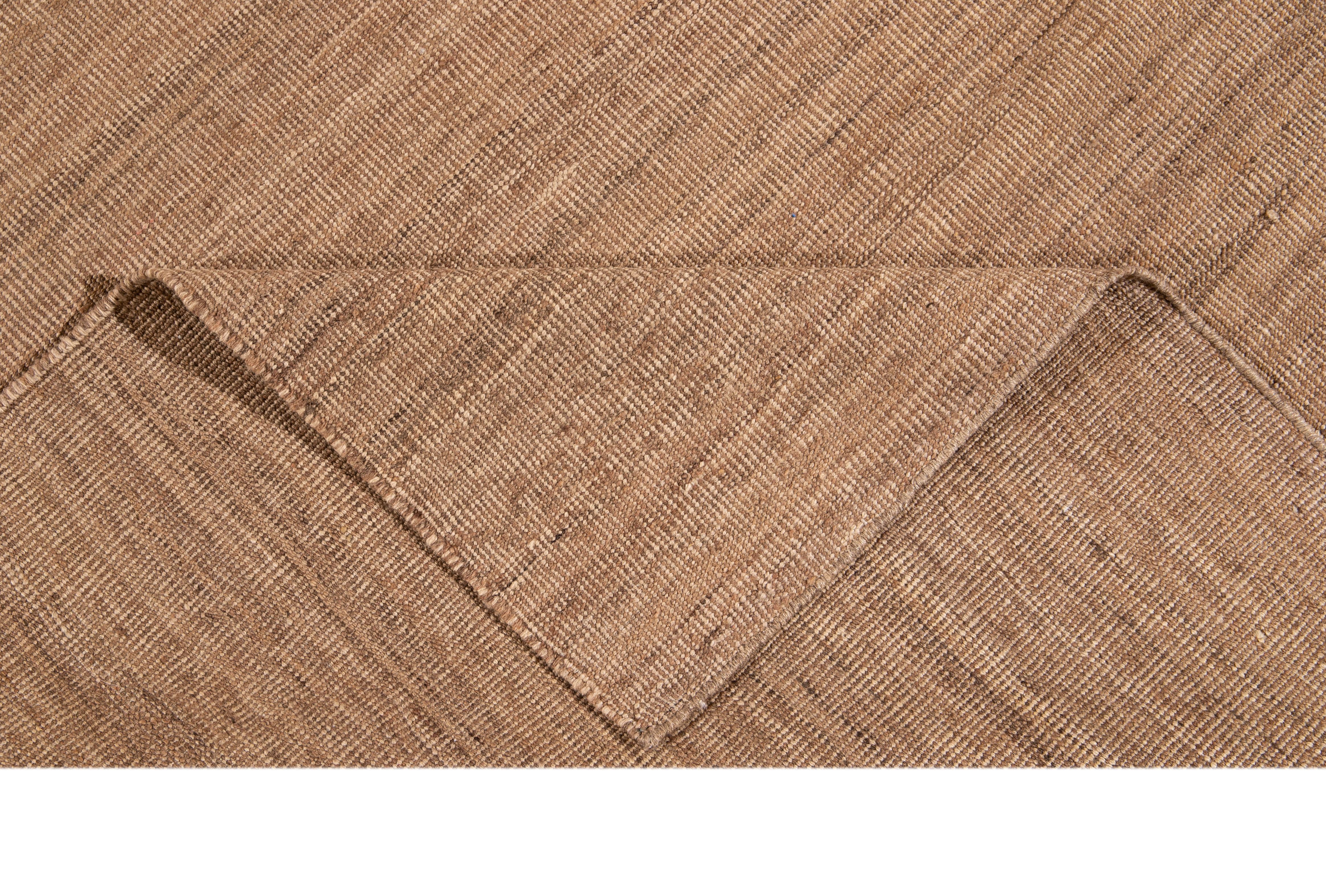 Hand-Knotted 21st Century Contemporary Kilim Wool Rug For Sale
