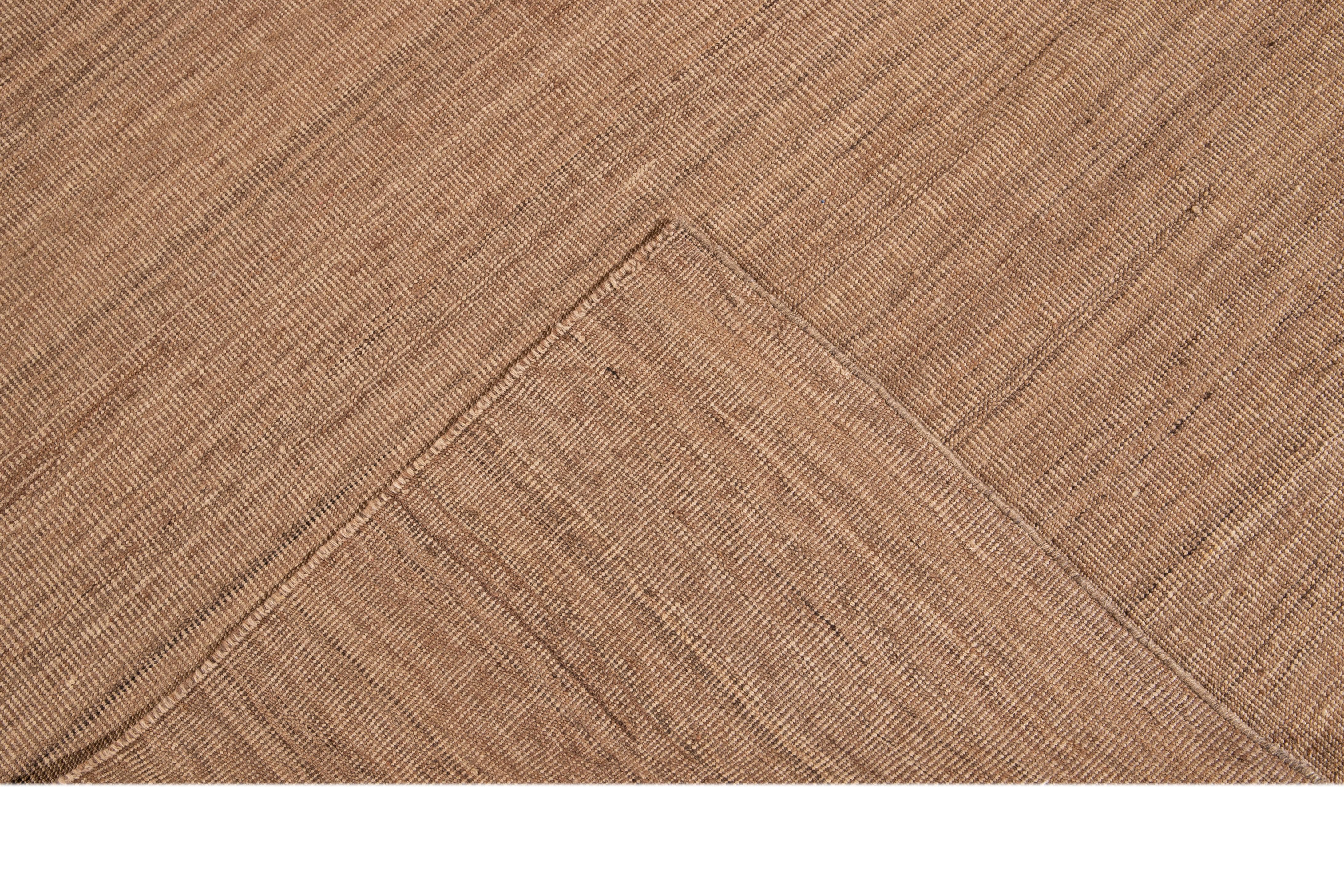 21st Century Contemporary Kilim Wool Rug In New Condition For Sale In Norwalk, CT