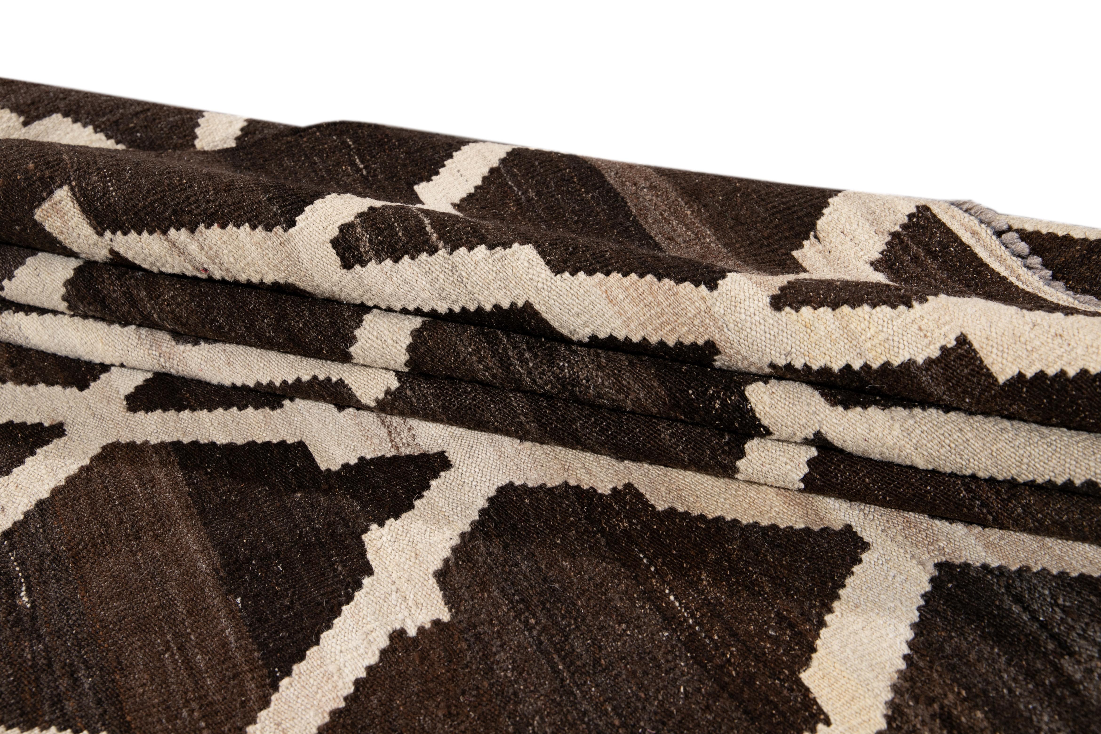 Contemporary Brown Flaweave Kilim Wool Rug With Trellis Design For Sale 2