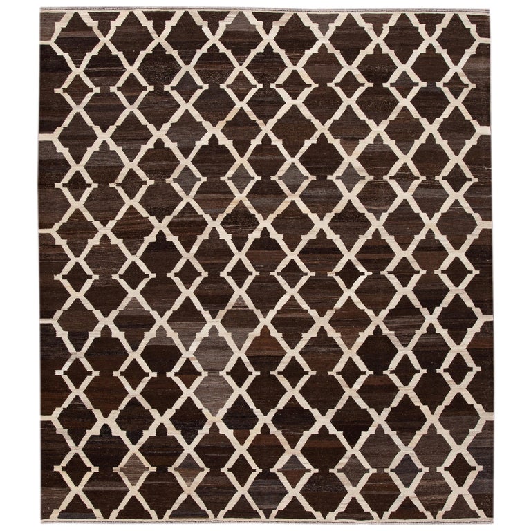 21st Century Contemporary Kilim Wool Rug For Sale at 1stDibs