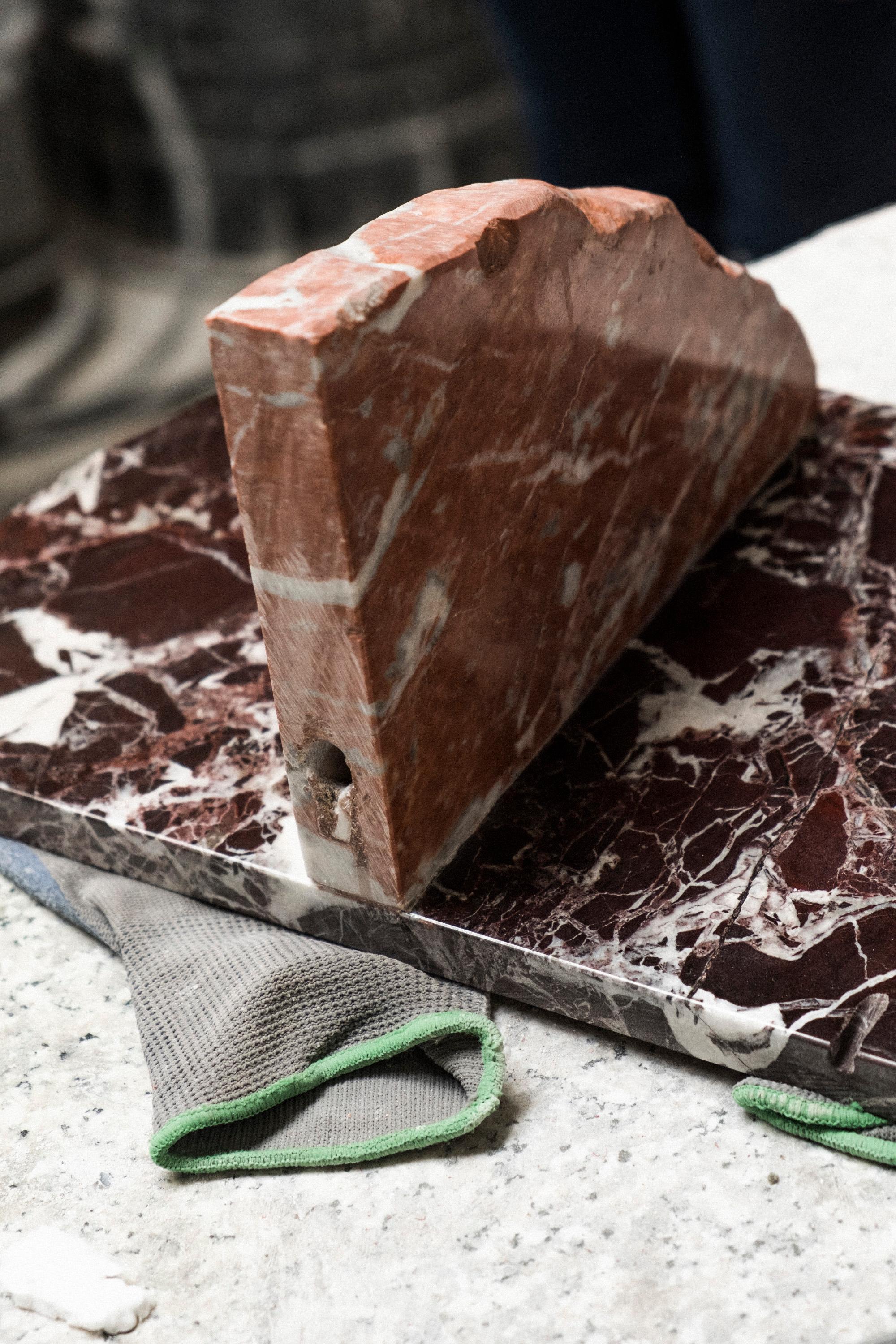Marble Lepanto and France 
Handmade in Italy 
37x24xh15 cm 

This one-of-a-kind design shelf is completely handmade in savaging marble elements from the production cycle. Duo Shelf is a product of sustainable design promoting a circular economy