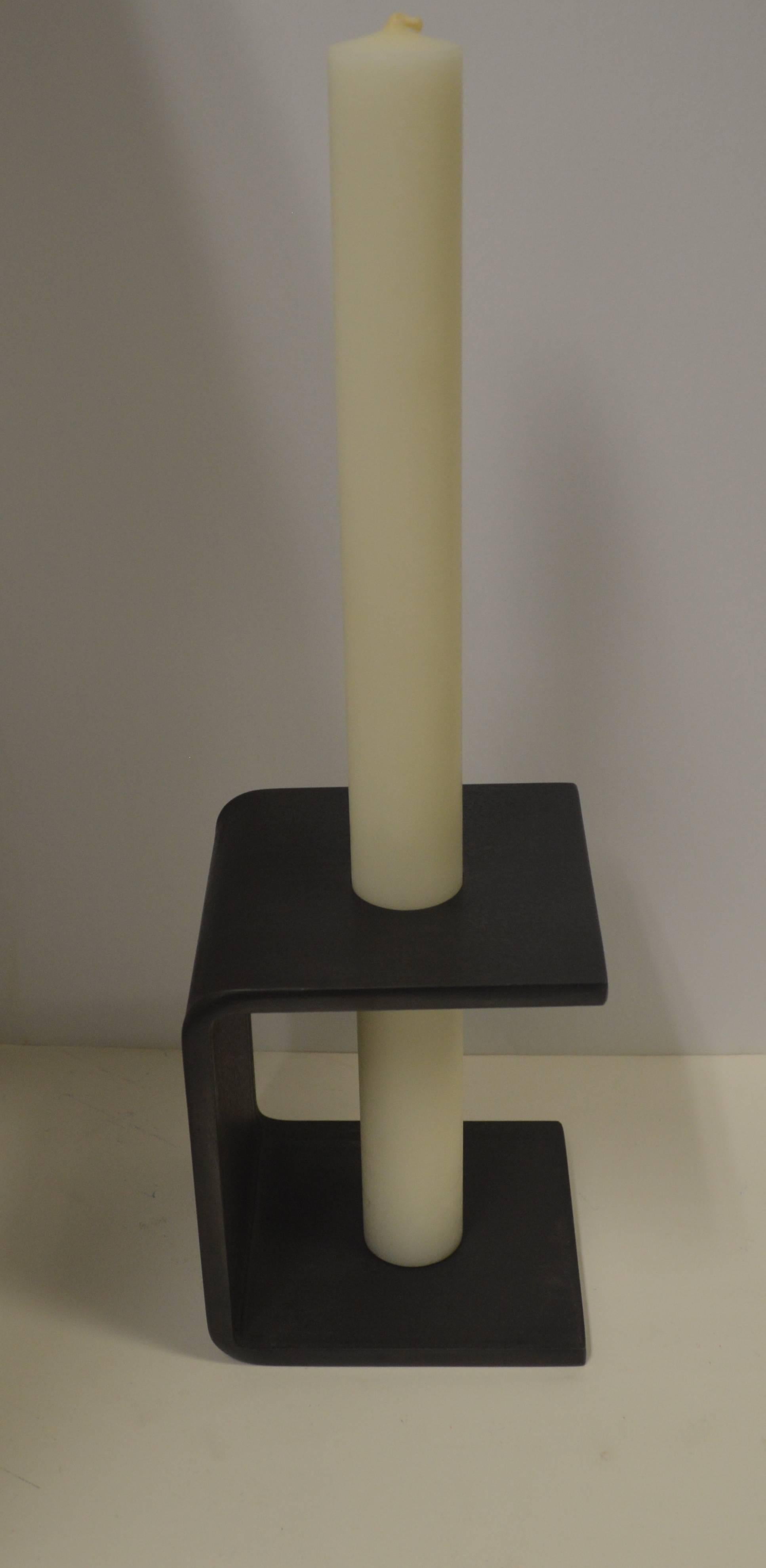 21st Century Zeitgenössischer Minimalistischer Stahl-Kerzenhalter von Scott Gordon (Handgefertigt) im Angebot