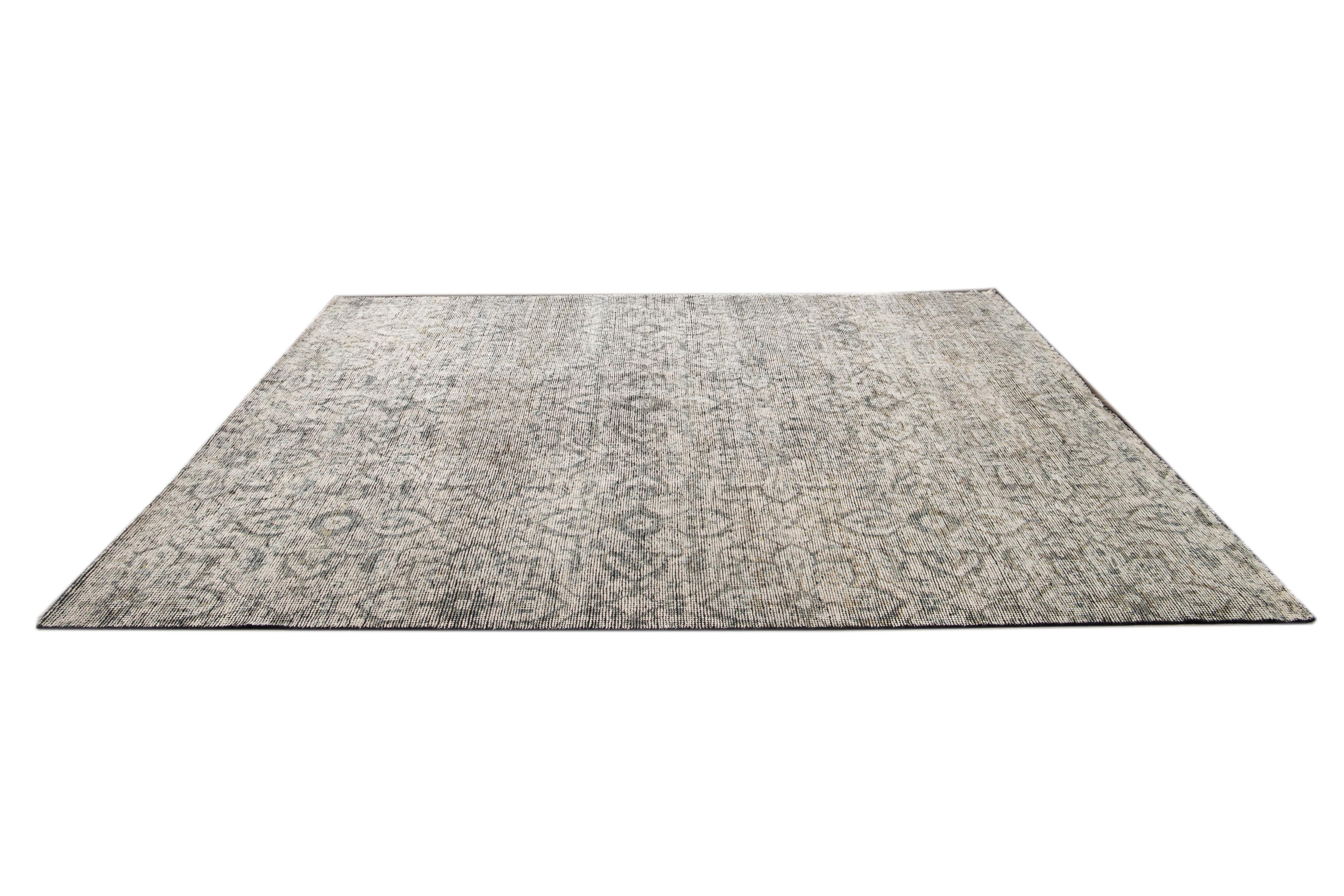 21st Century Contemporary Soumak Style Wool Rug For Sale 4