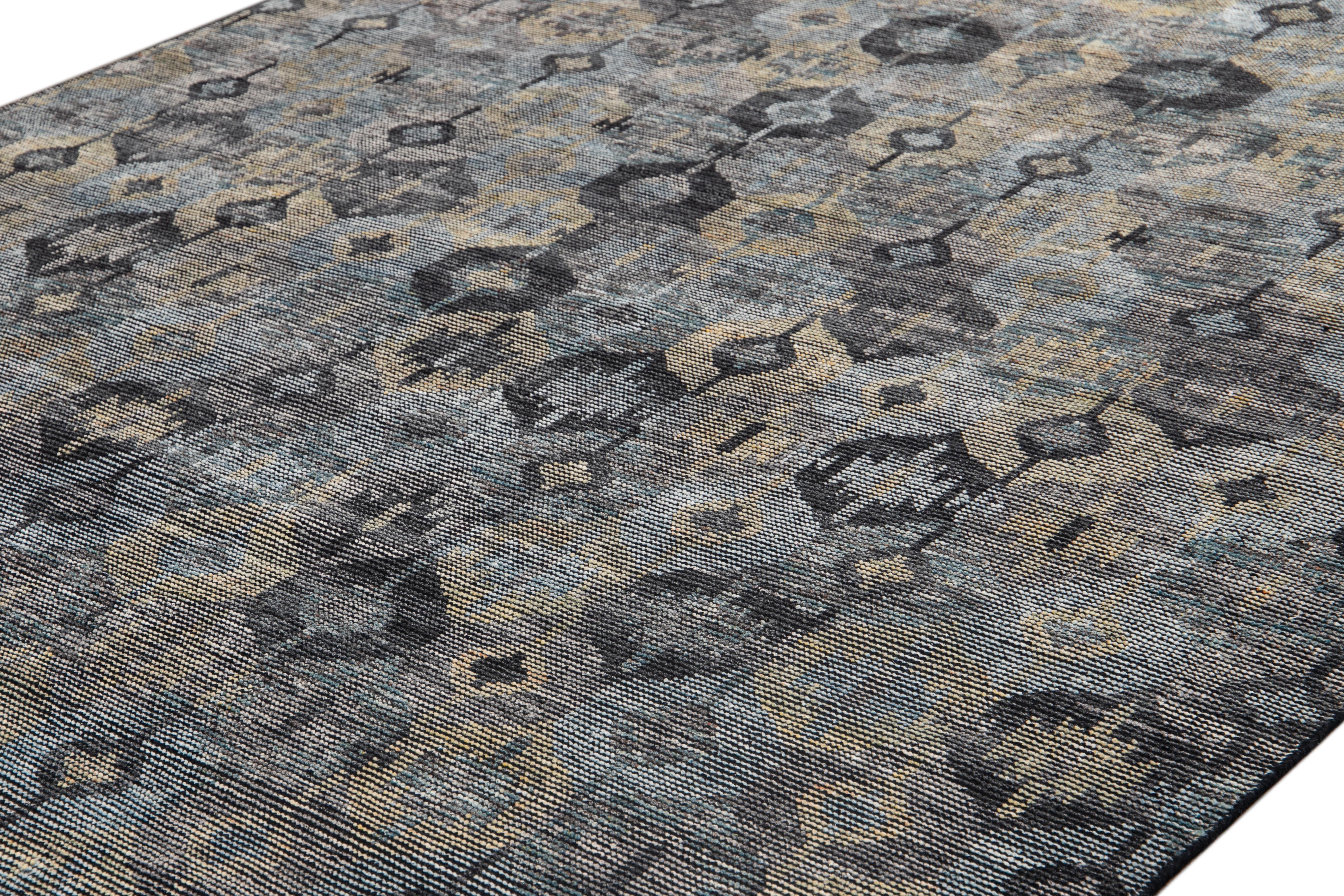 Beautiful Modern Soumak Style Distressed Indian Rug, hand-knotted wool with a gray field, dark yellow and blue accents in a geometric all-over design.

This rug measures: 8' 3