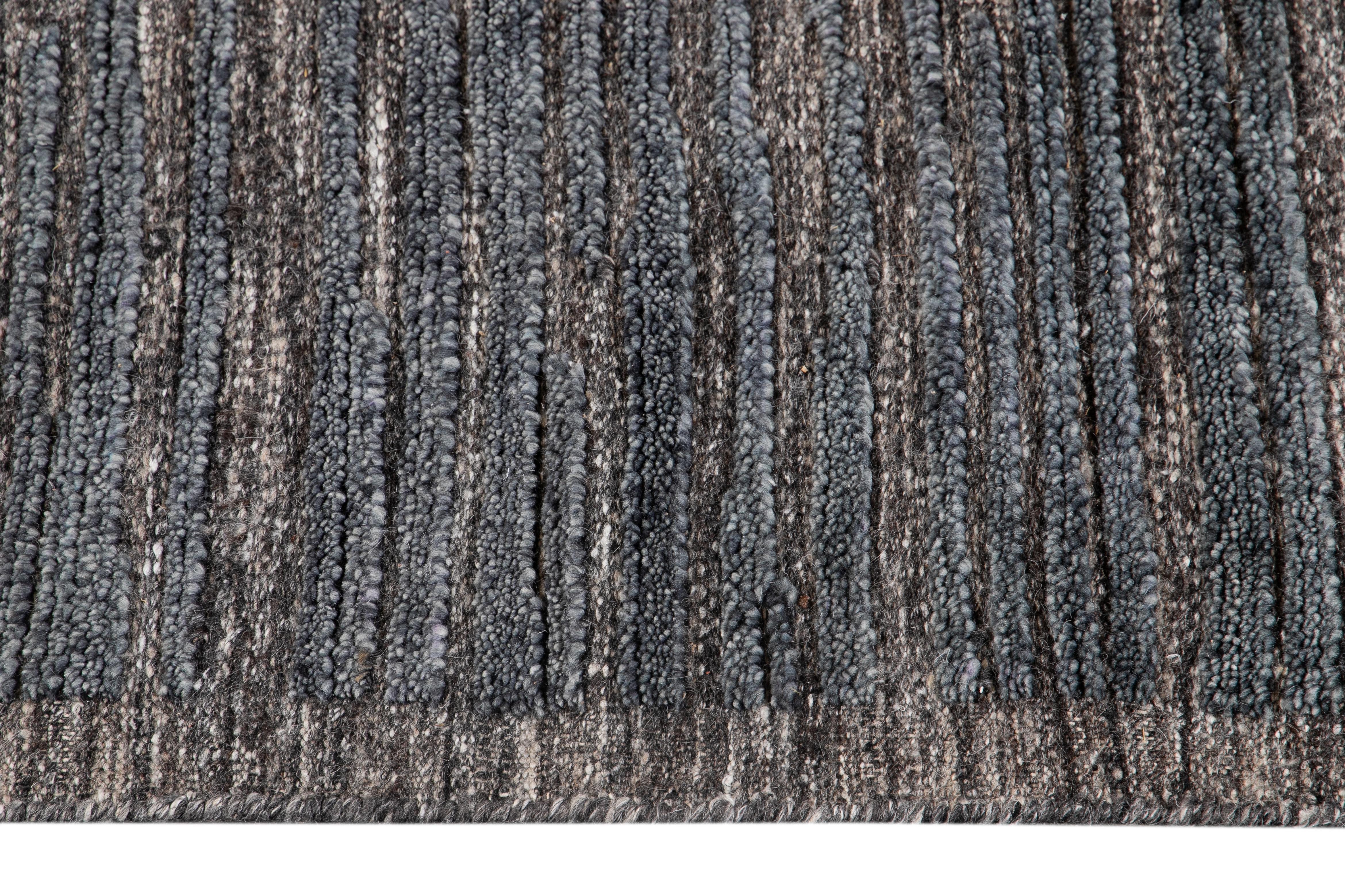 21st Century Contemporary Textured High Low Wool Rug For Sale 2