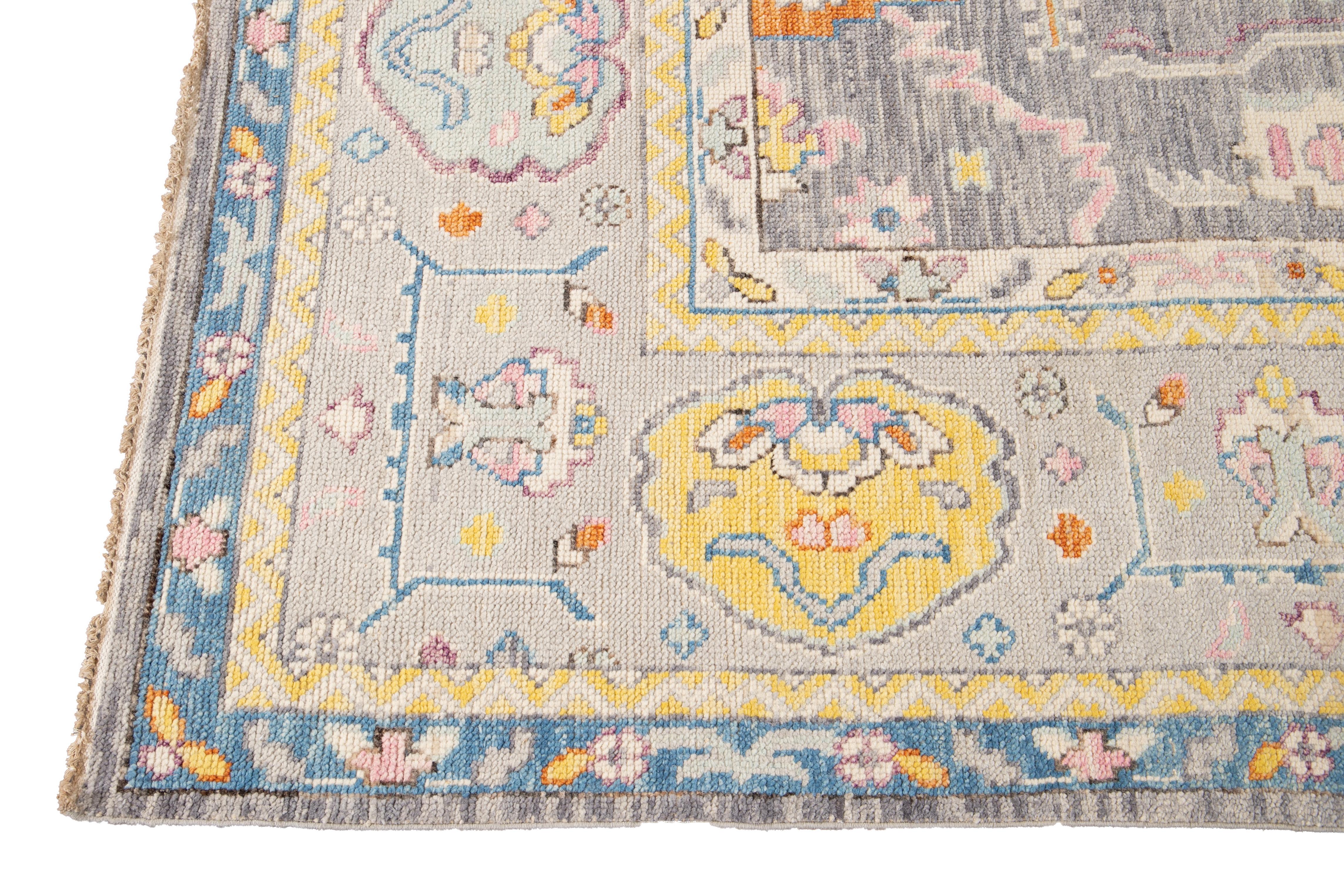 Zeitgenössischer moderner Wollteppich im Oushak-Stil des 21. Jahrhunderts (21. Jahrhundert und zeitgenössisch) im Angebot