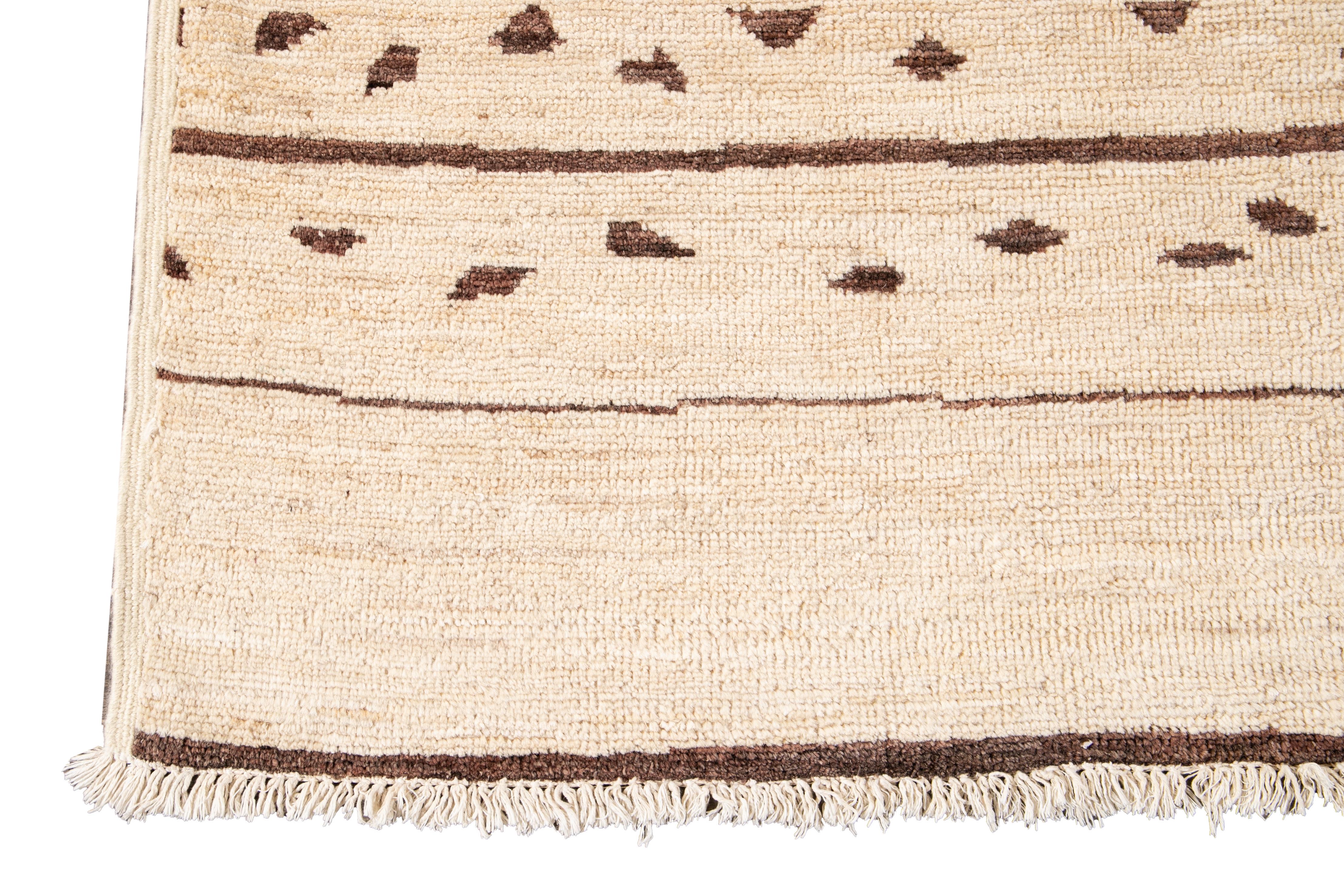 21st Century Contemporary Moroccan Style Wool Rug For Sale 8