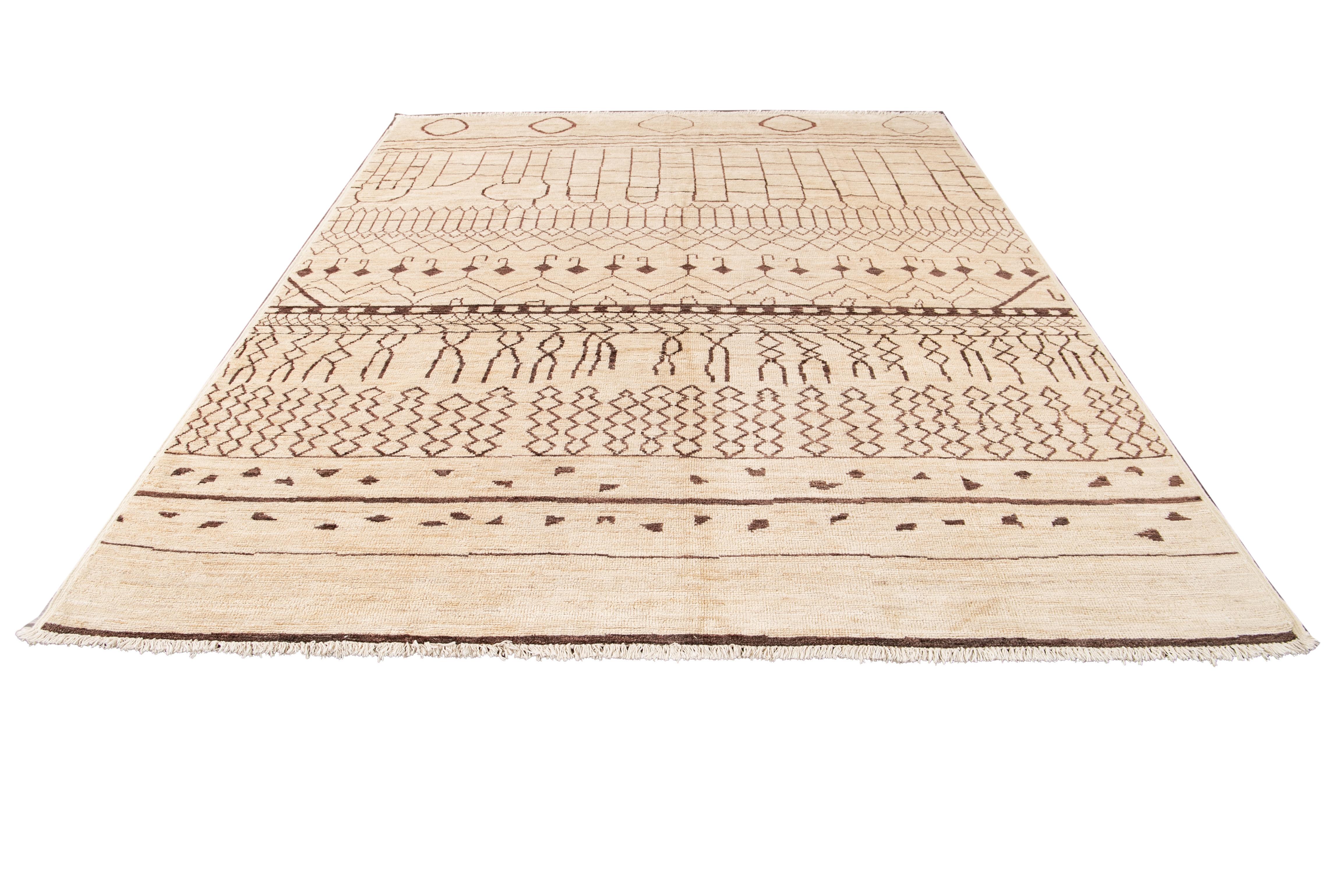 21st Century Contemporary Moroccan Style Wool Rug For Sale 10