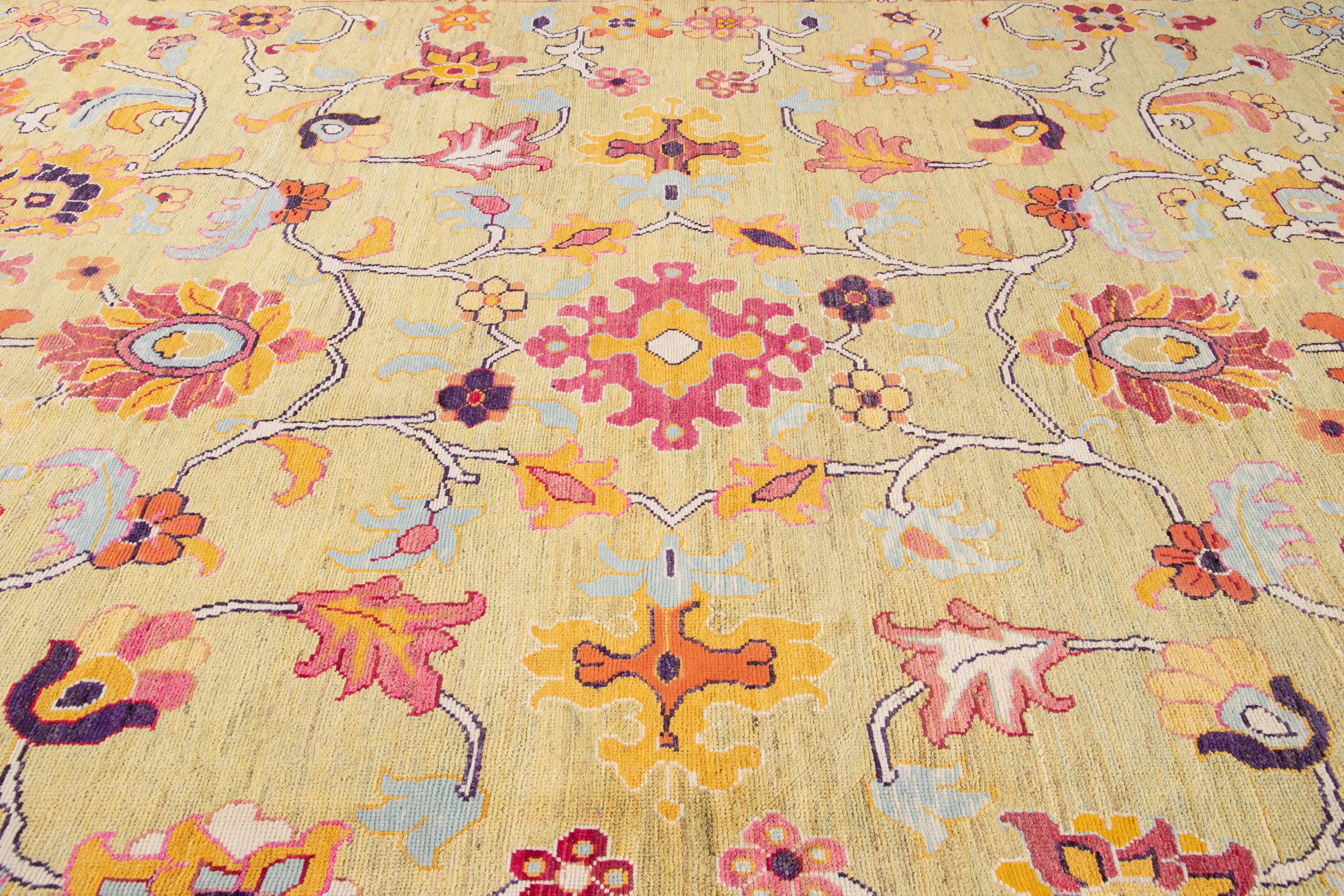 21st Century Contemporary Oushak Colorful Wool Rug For Sale 3