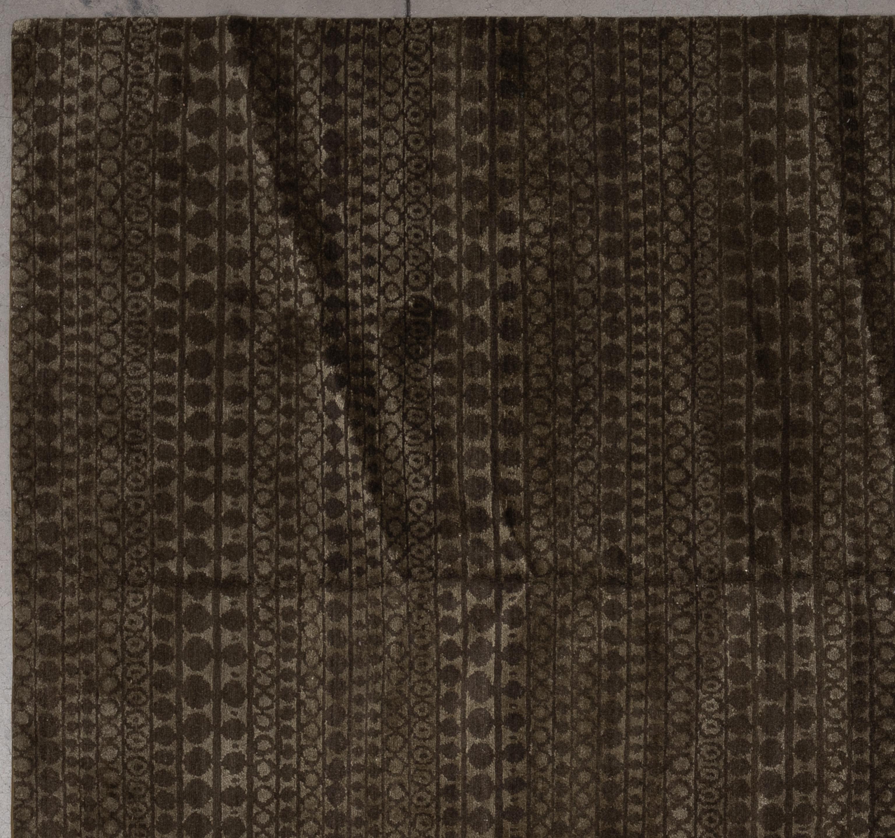 Modern 21st Century Contemporary Rug For Sale