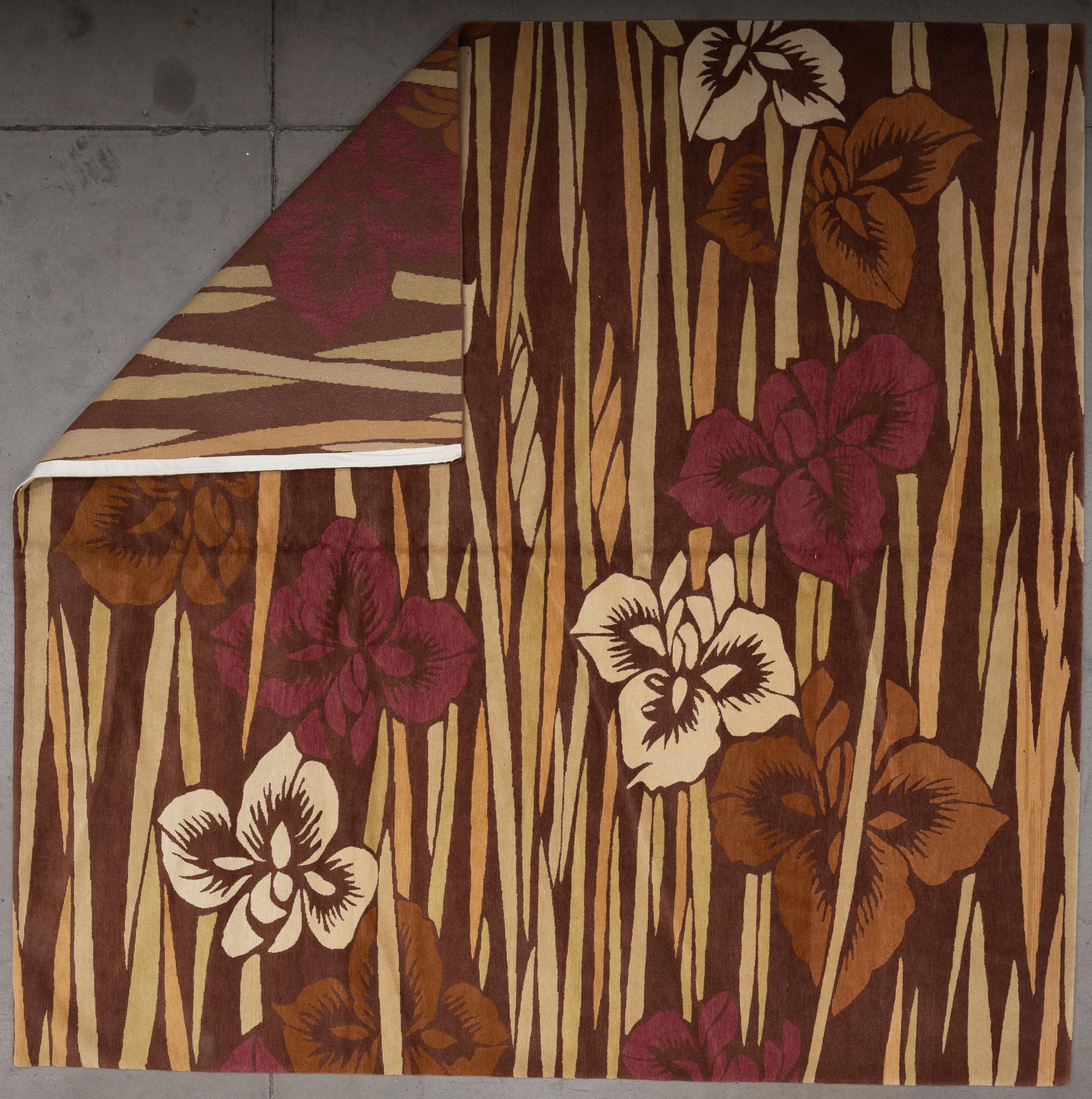 Hand-Woven 21st Century Contemporary Rug For Sale
