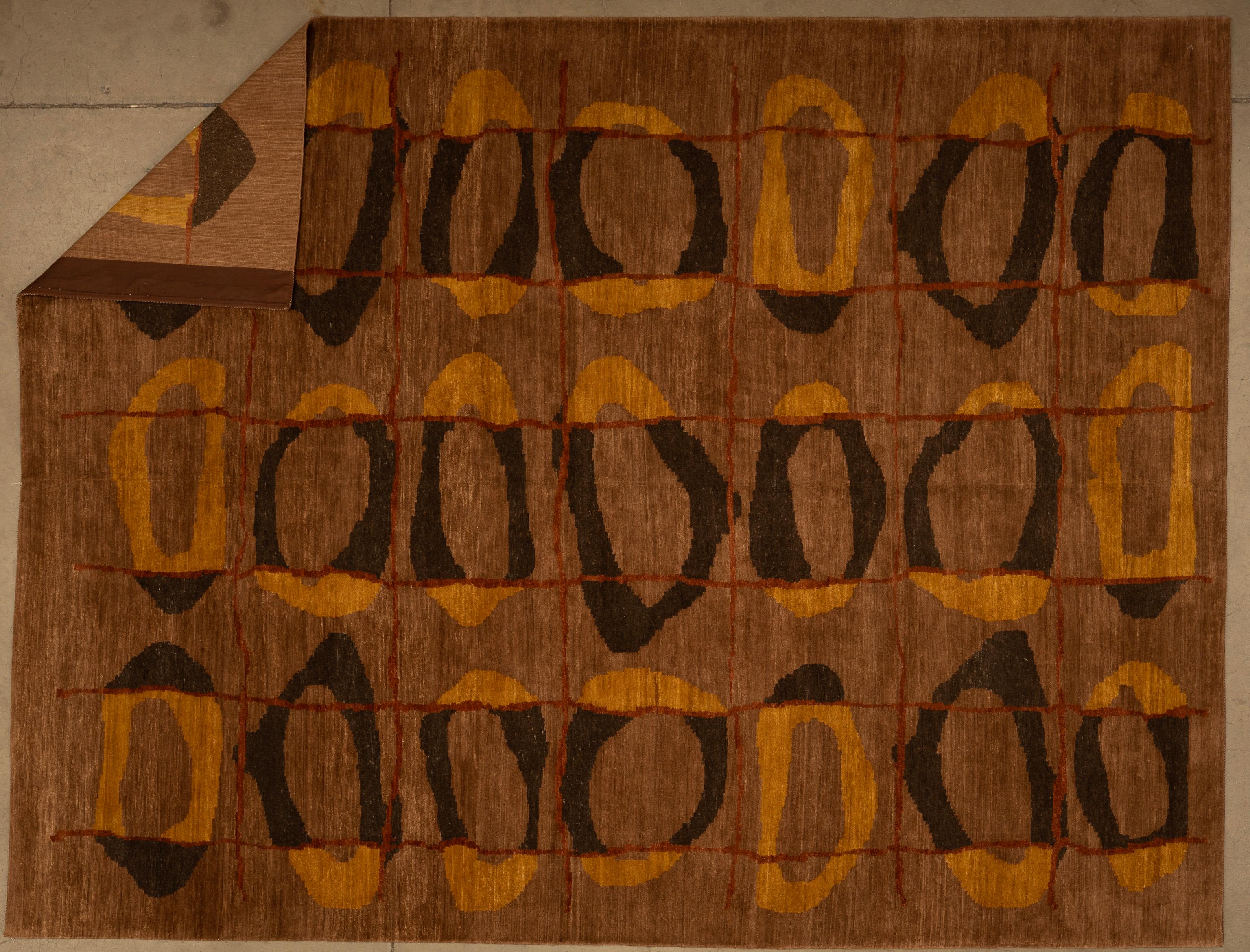 Hand-Woven 21st Century Contemporary  Rug For Sale