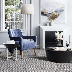 Contemporary Soumak Style Wool Rug in Gray With Seamless Design