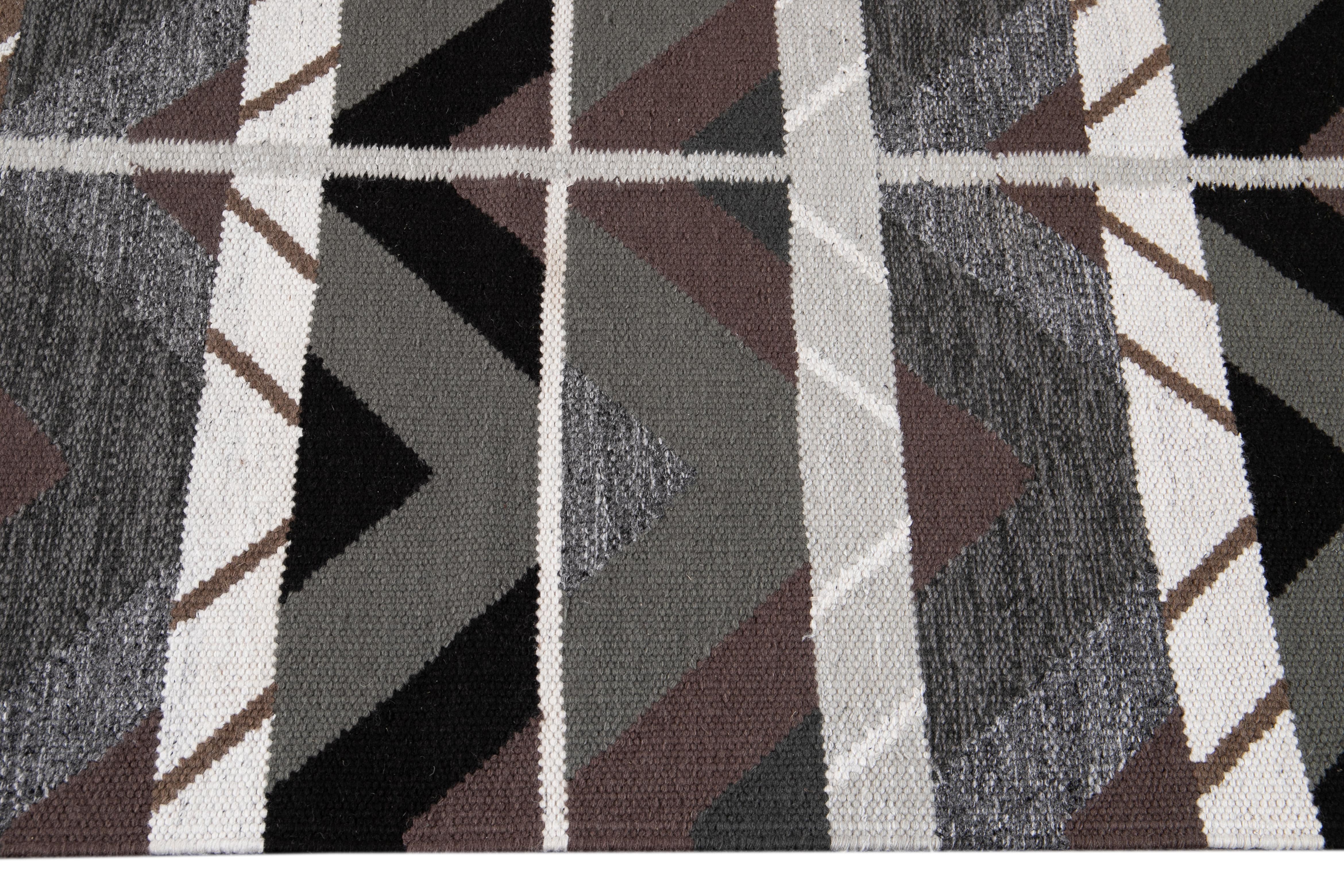 21st Century Contemporary Swedish Style Rug For Sale 3
